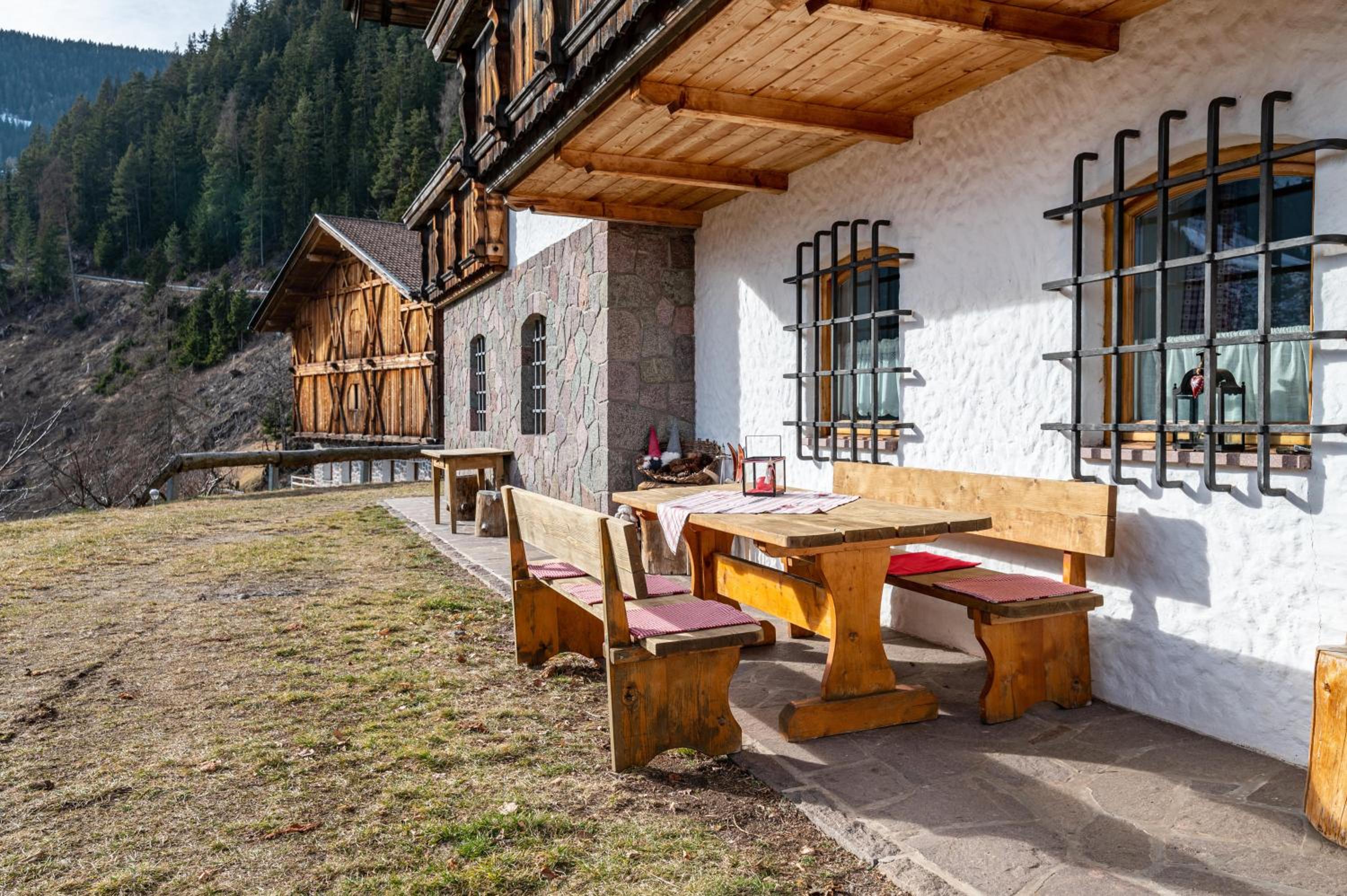 Thomasegg Hof Linde view 2