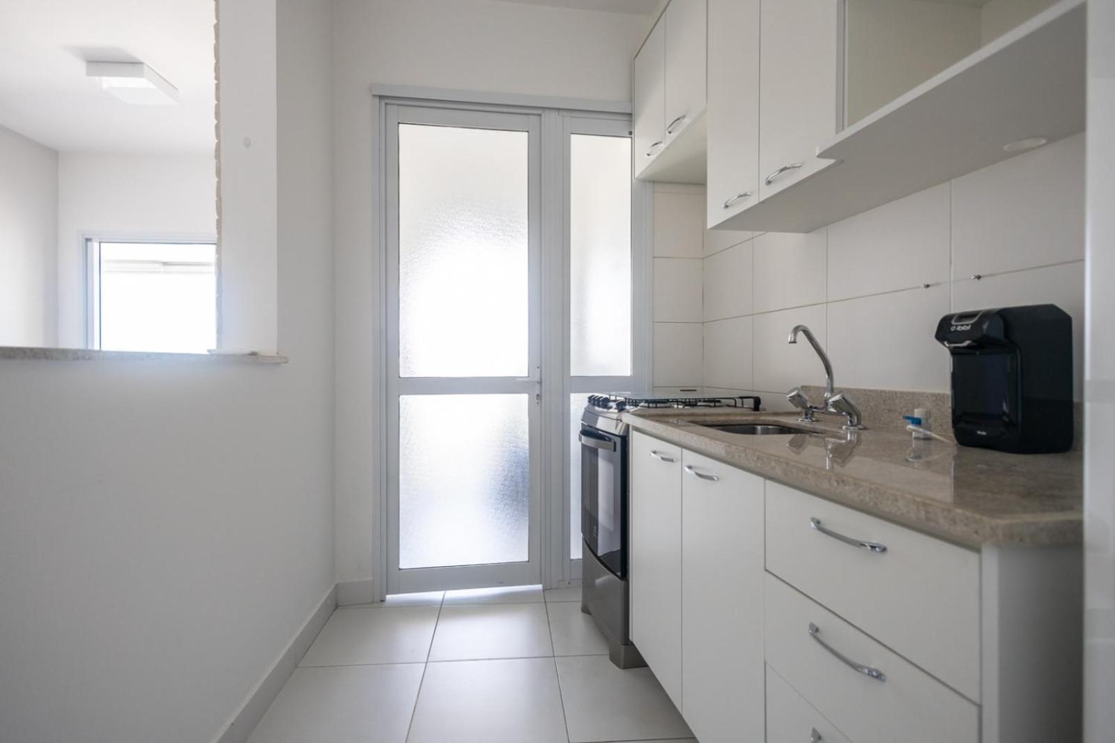 2 Dorms Andar Alto com Piscina aquecida PINHEIROS - 5 Pessoas