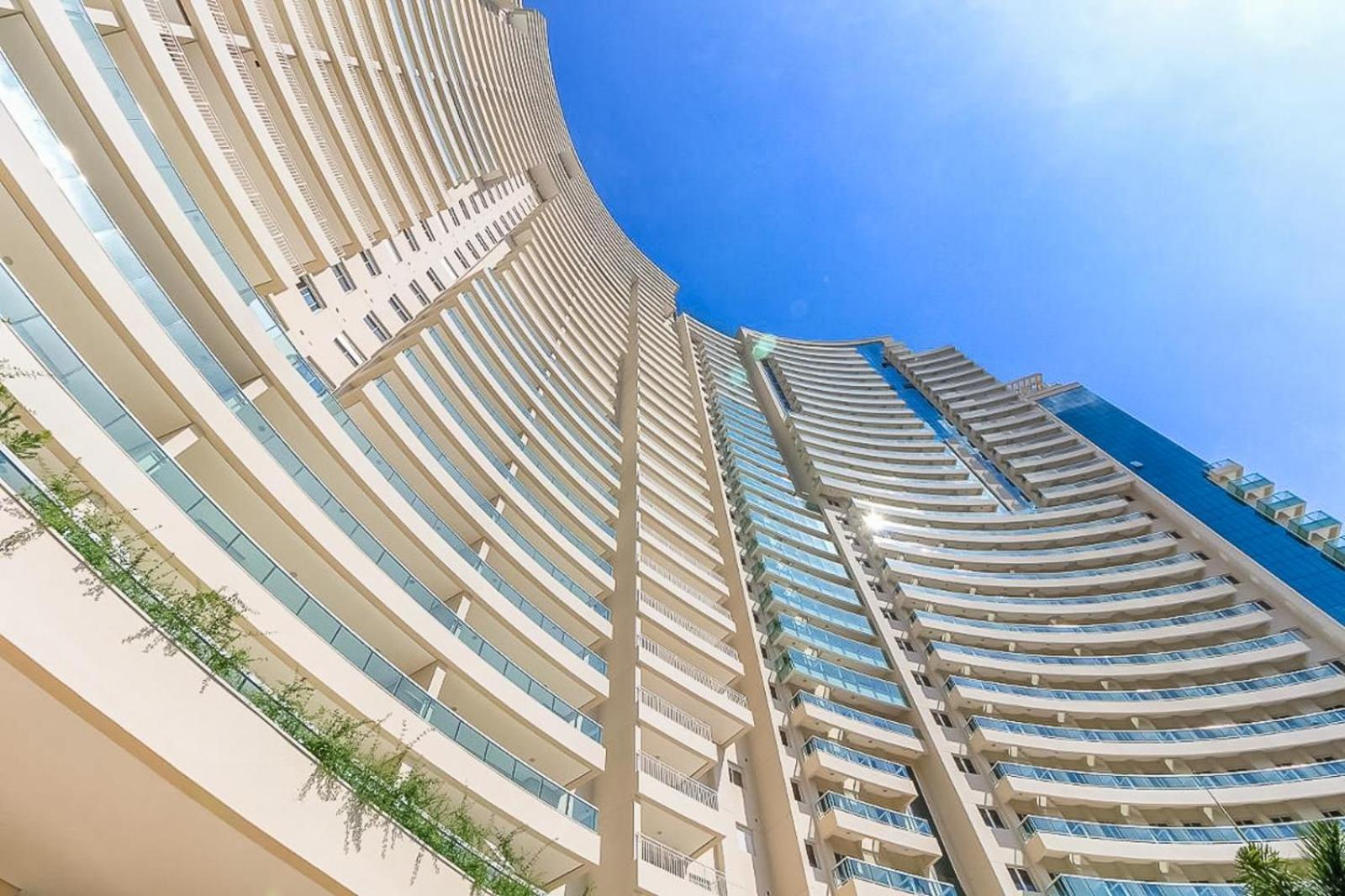 2 Dorms Andar Alto com Piscina aquecida PINHEIROS - 5 Pessoas