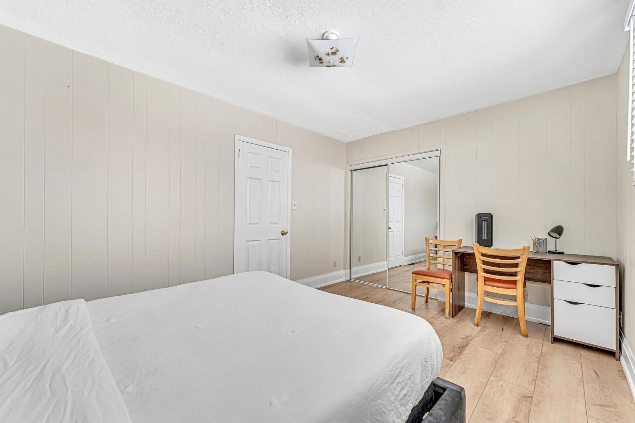 Spacious Home 5 Min Walk to Falls