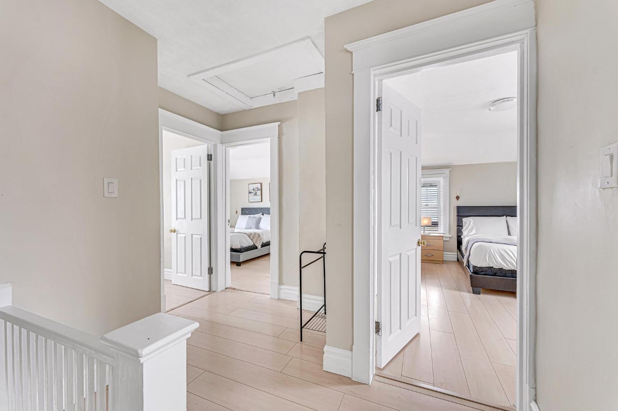 Spacious Home 5 Min Walk to Falls
