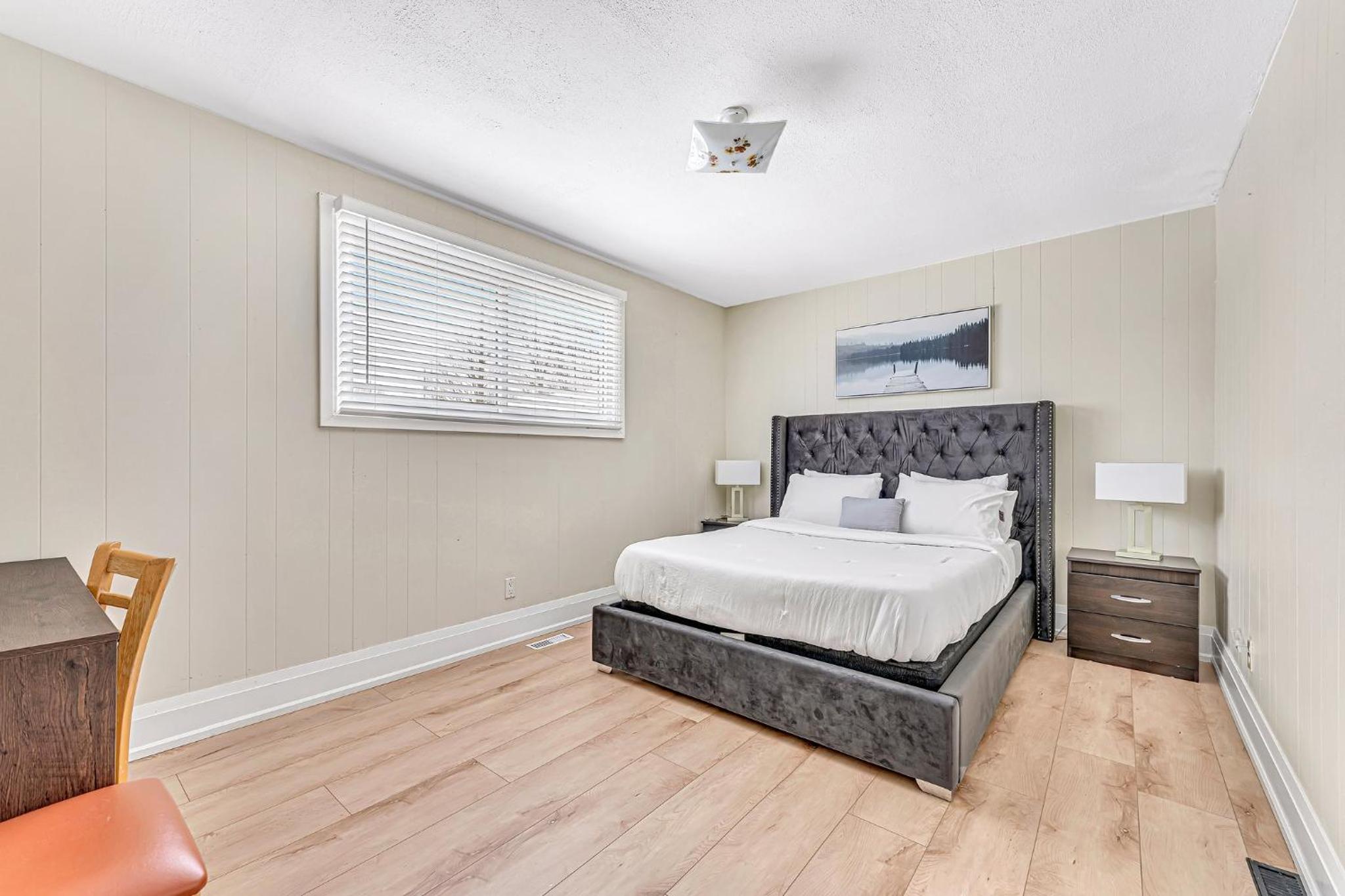 Spacious Home 5 Min Walk to Falls
