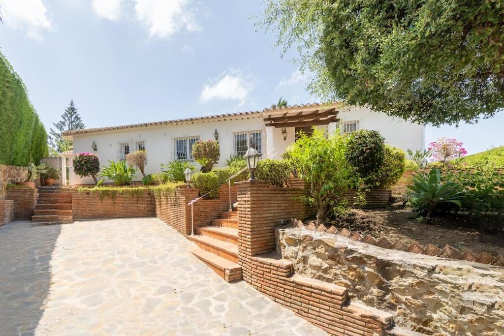 Private Villa in Elviria