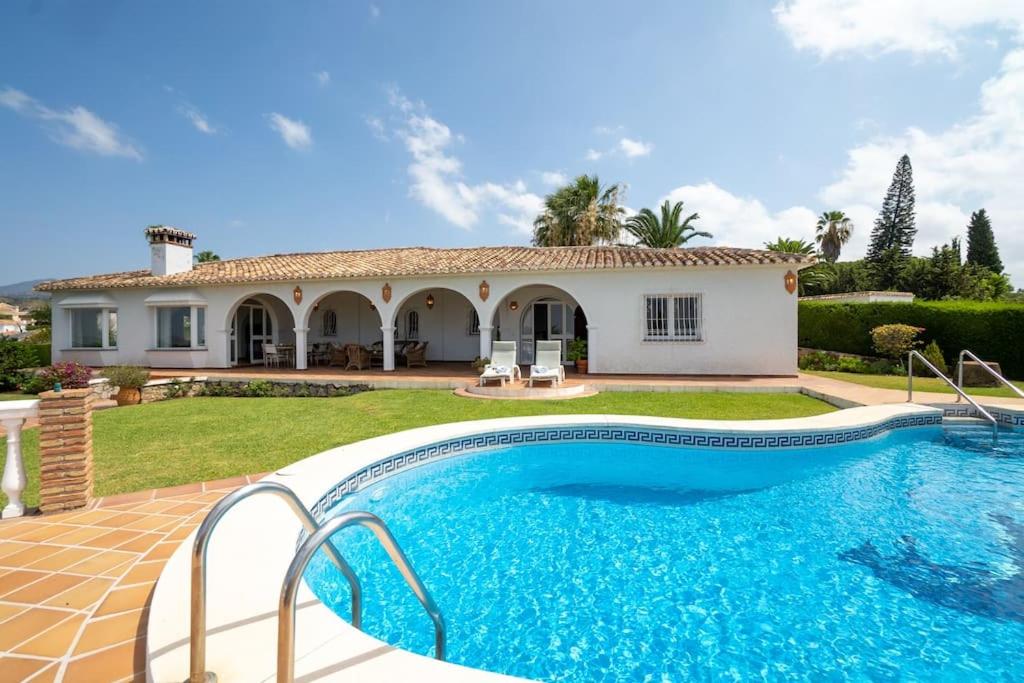Private Villa in Elviria