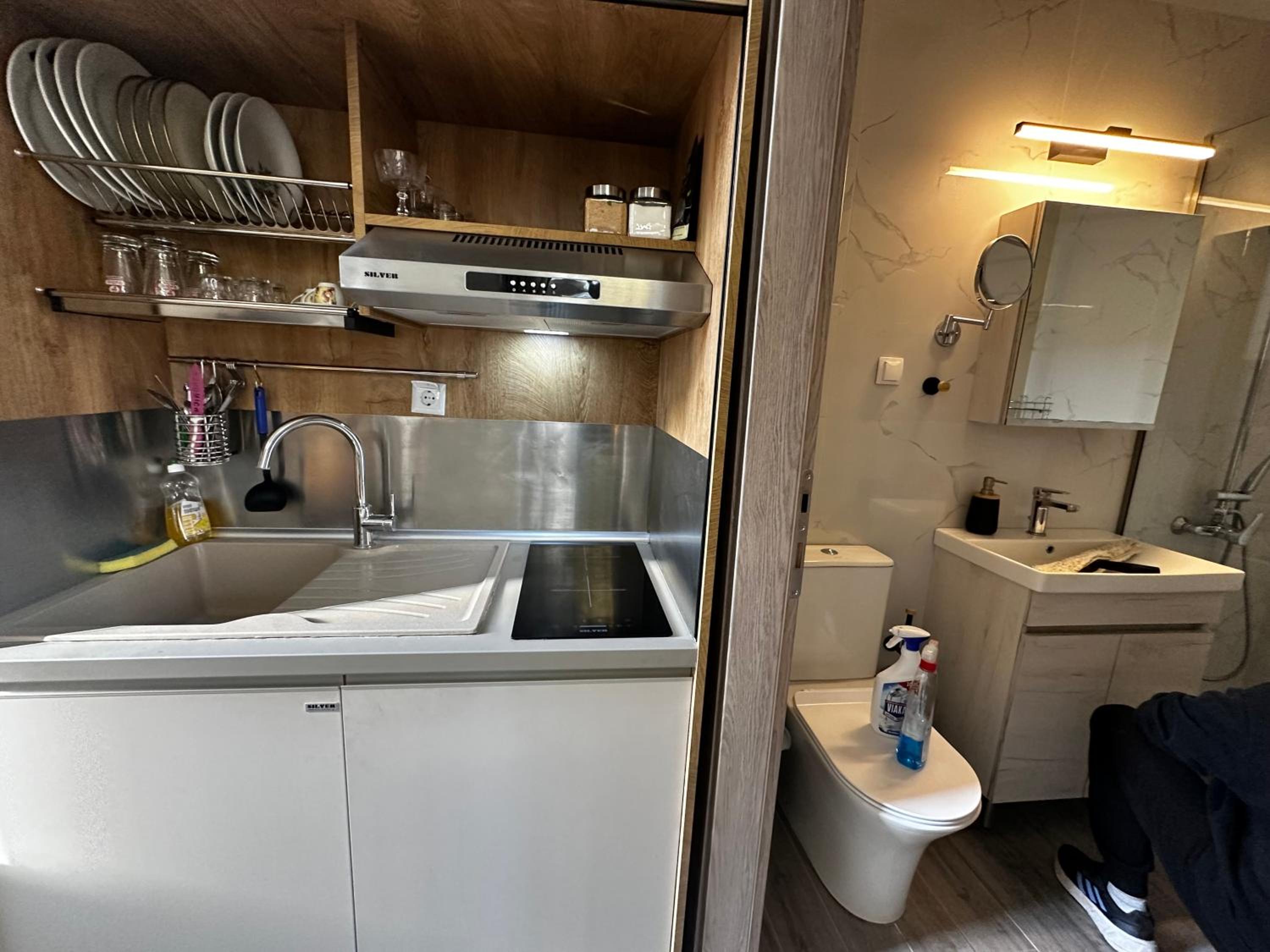 TRAVELLERS CORFU TOWN Luxury Suites, Studios & Apartments