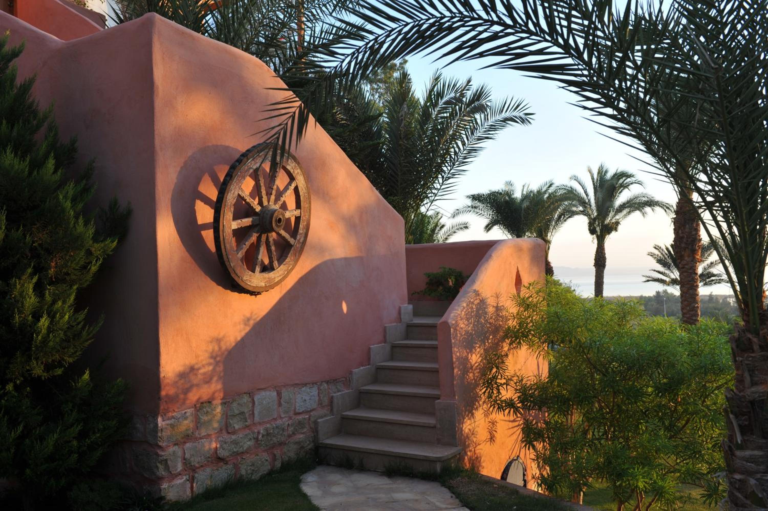 Lazib Inn Resort & Spa