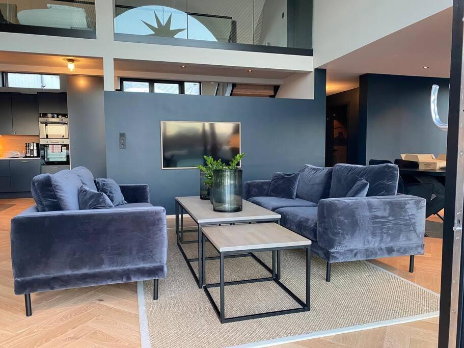 Unikt feriested med stor privat brygge view 4
