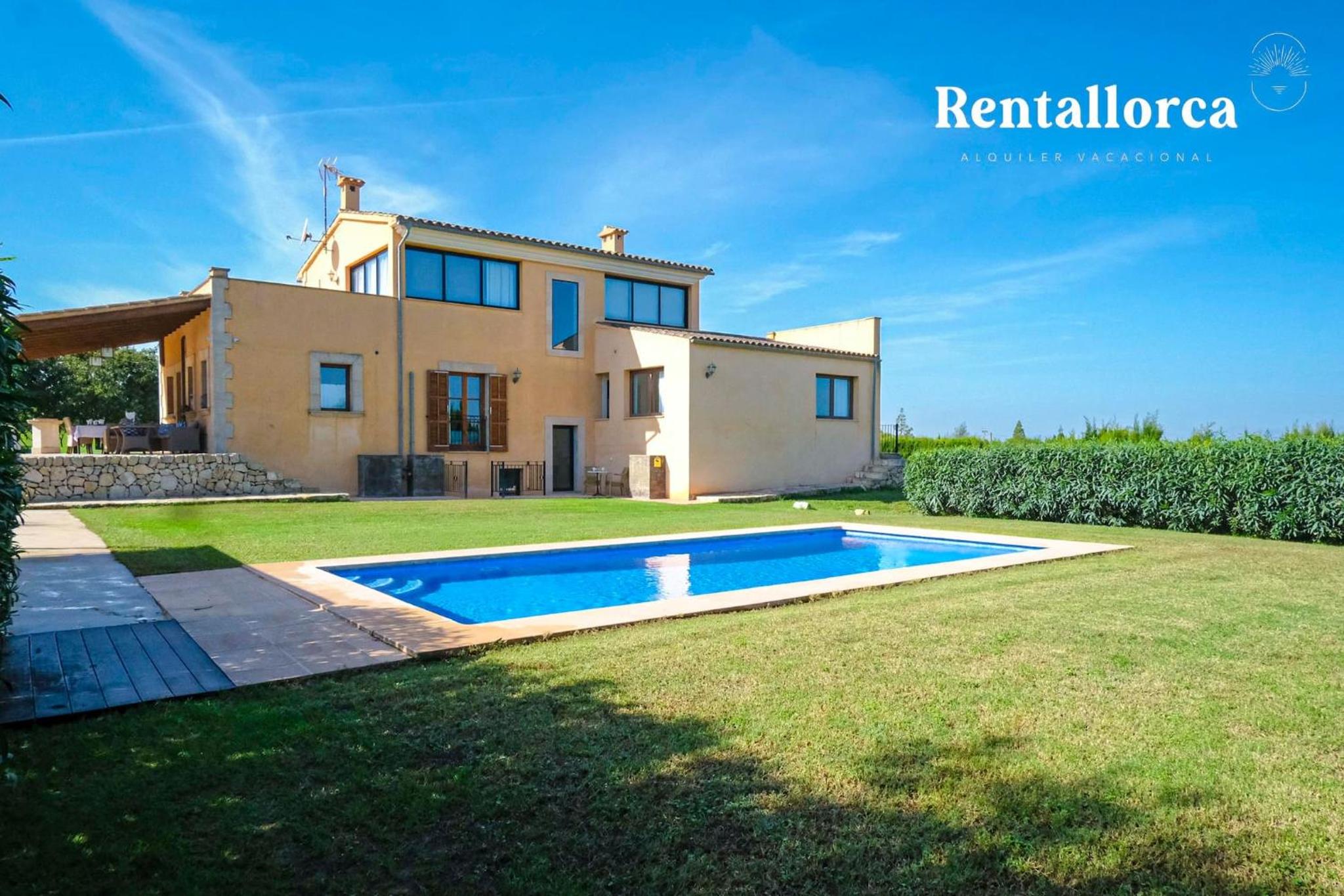 Finca Sa Llum by Rentallorca