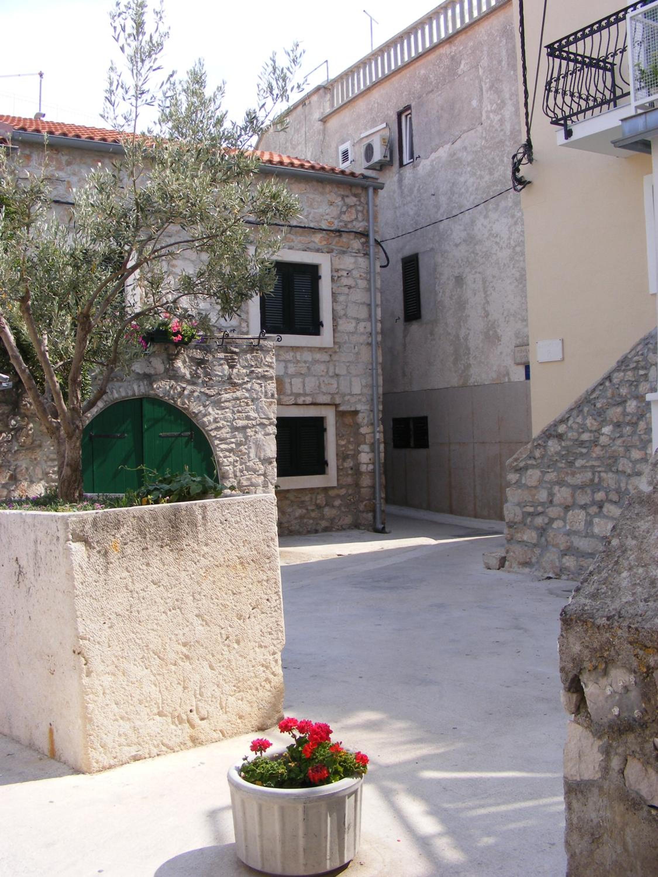 Photo 30