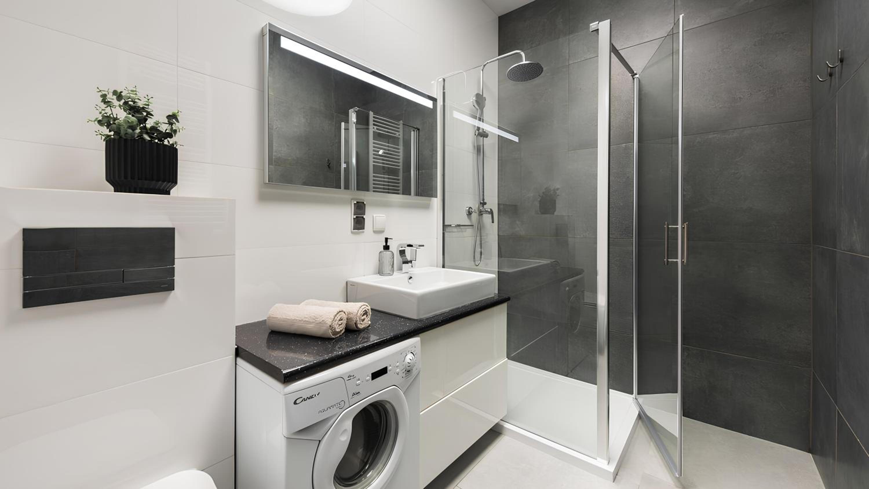 Apartments Jaglana with Parking & SPA