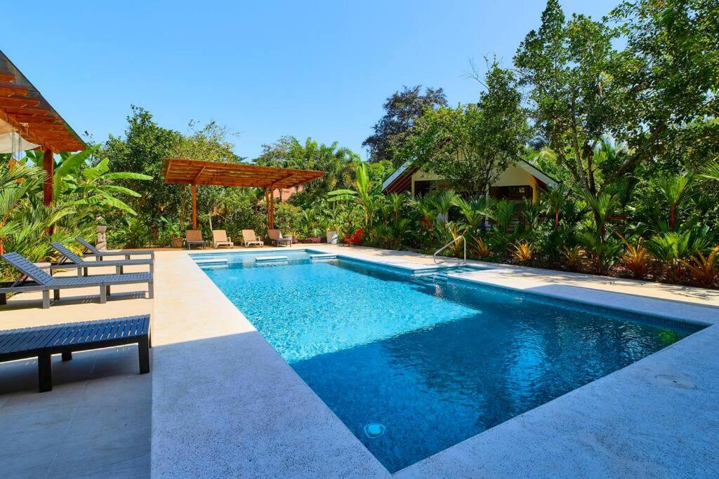 Casa Iris- Home for Family, Steps From the Beach, Pool and Yoga Deck