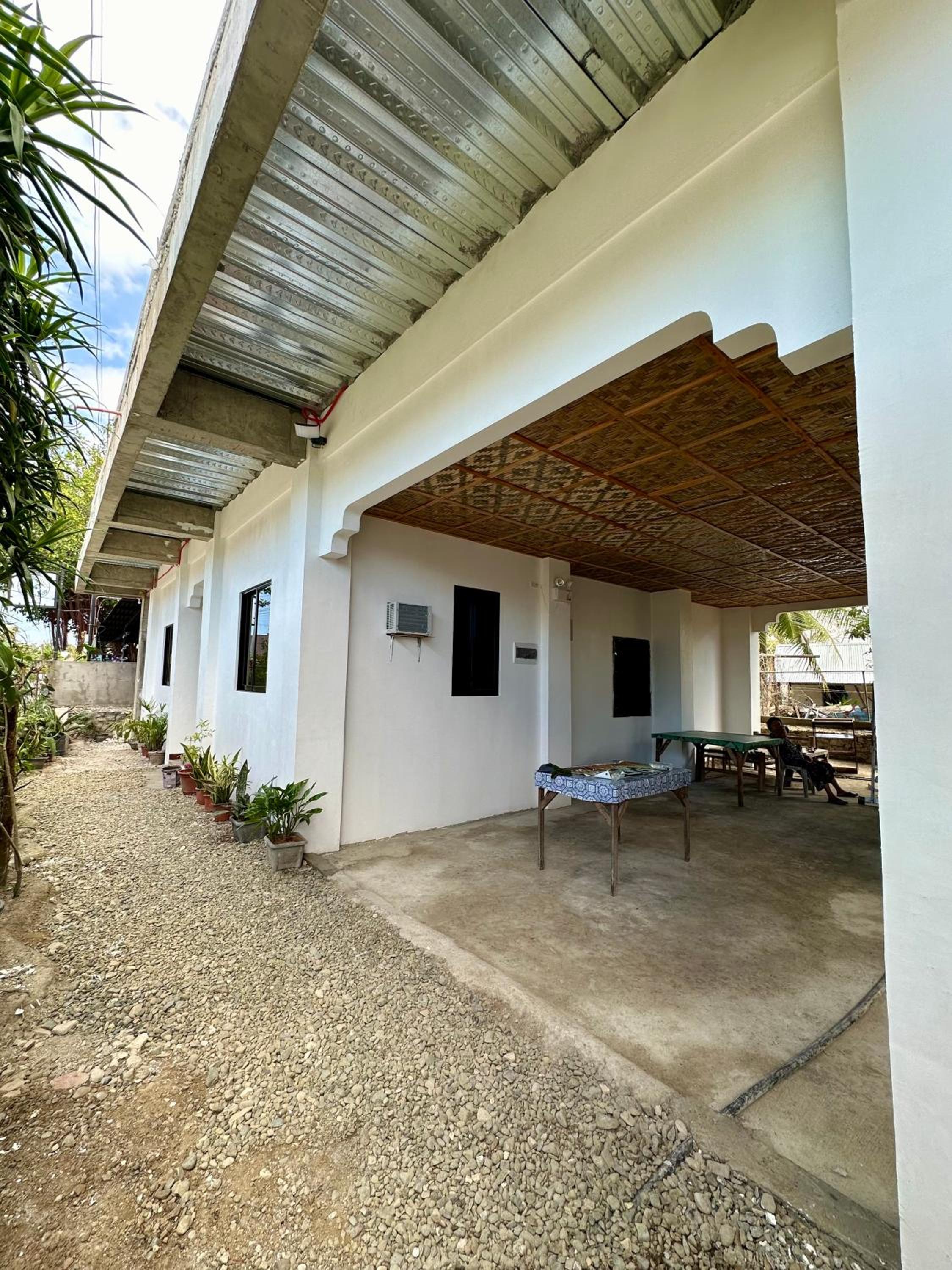 Marz inn Moalboal view 5