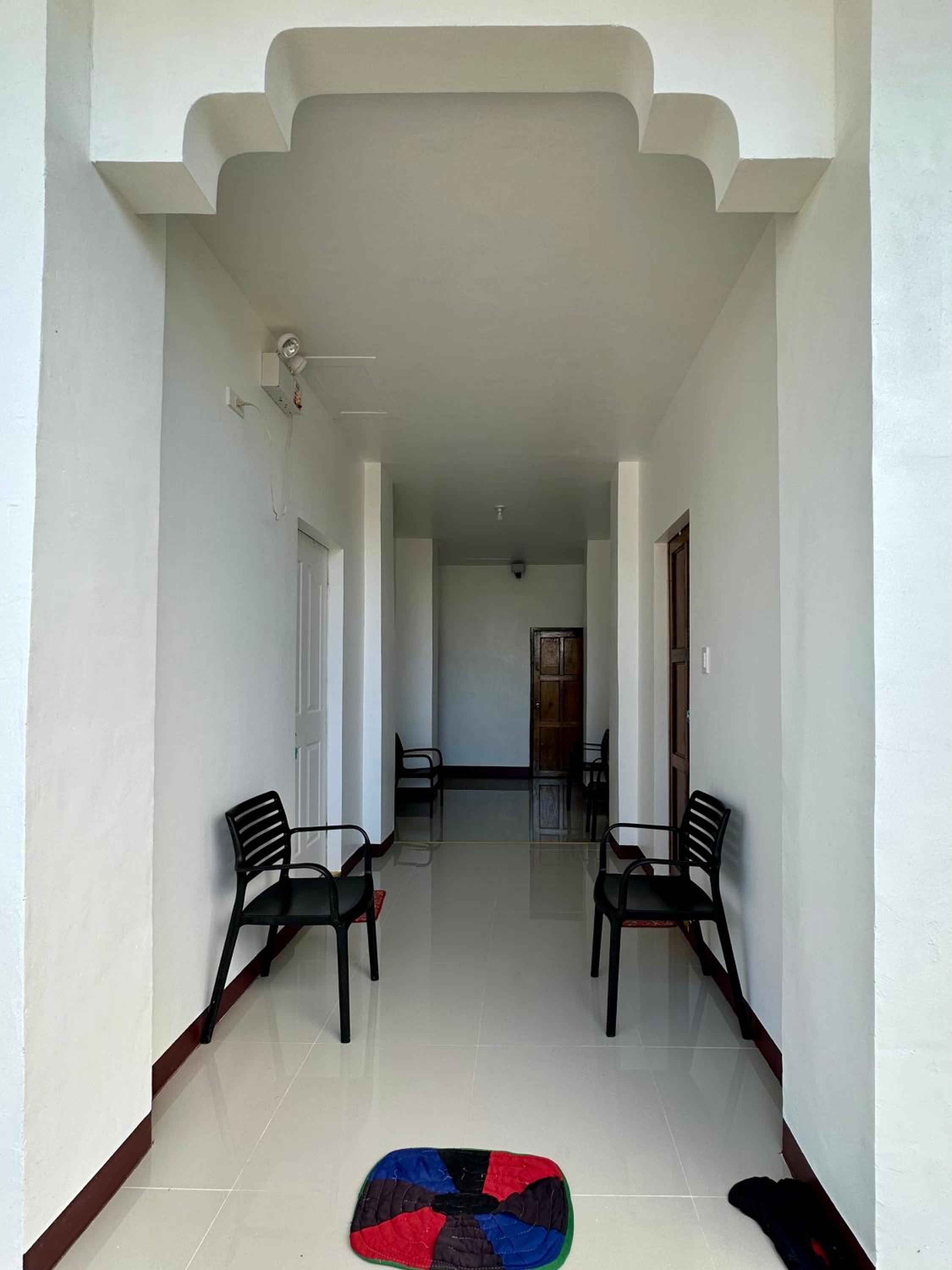 Marz inn Moalboal view 4