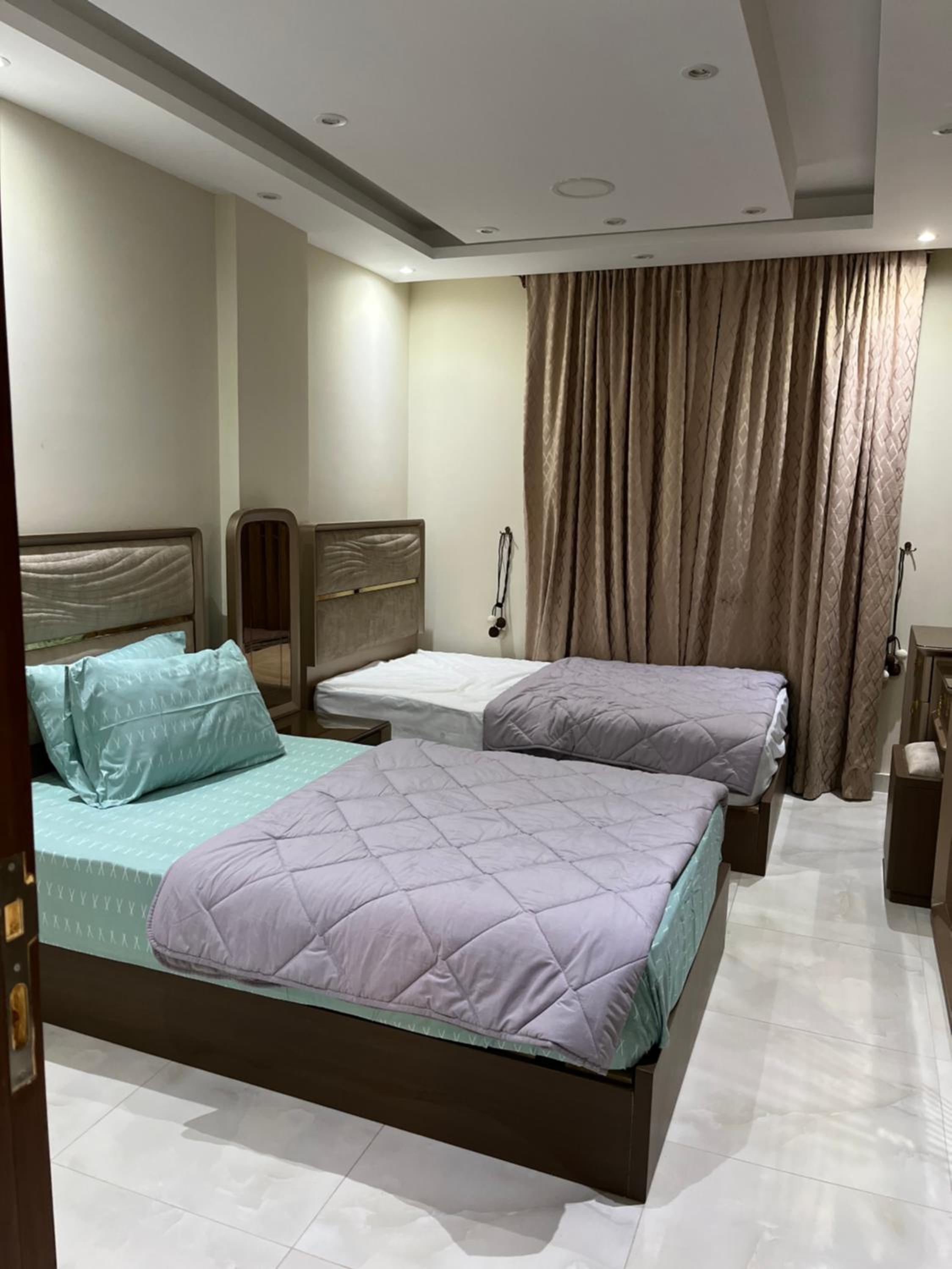 luxury 2 bedroom apartment in Rehab city
