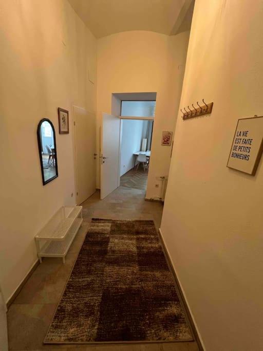 Authentic 2-bedroom apartment