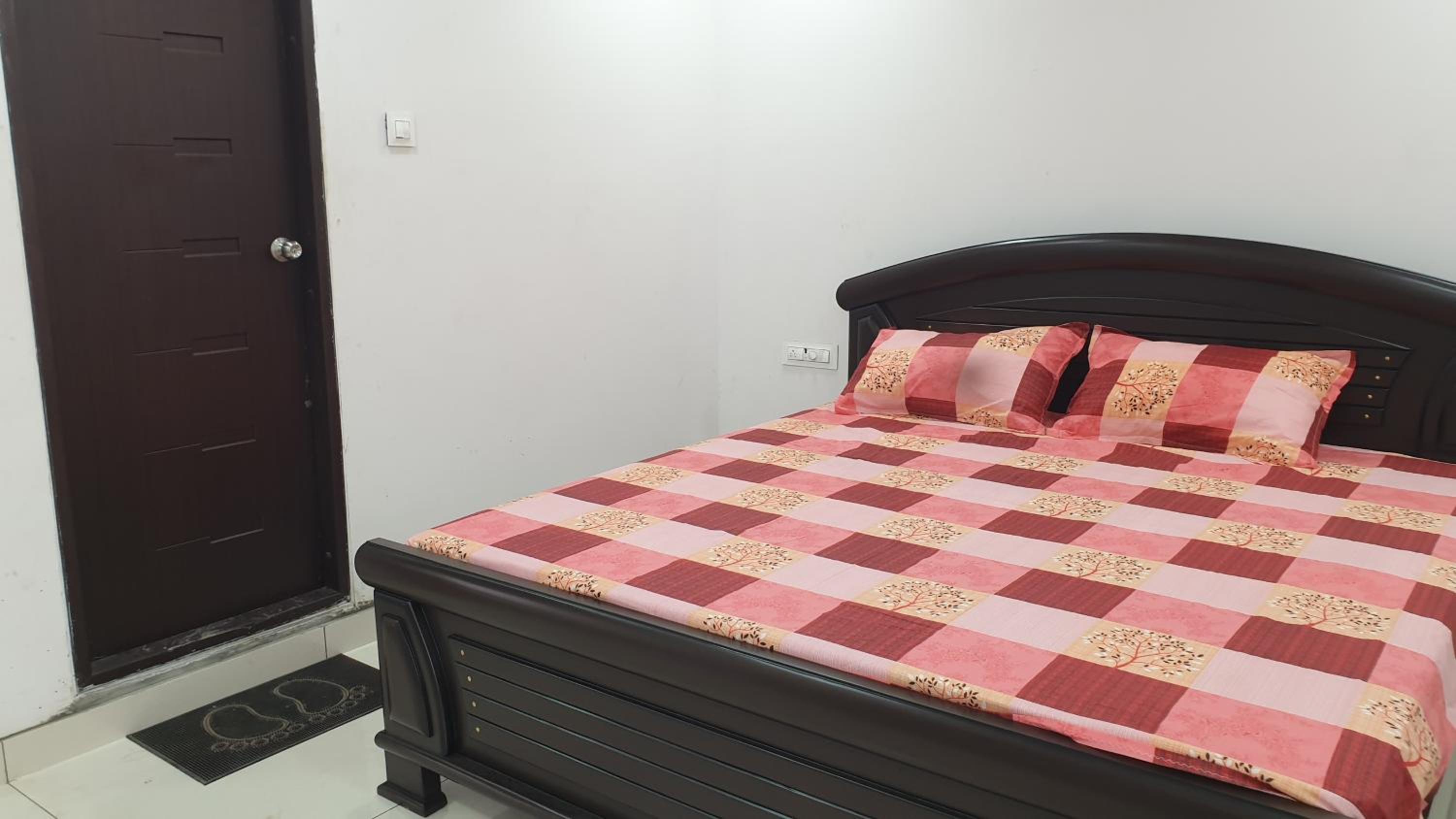 Ratnatirumala Guest House view 2