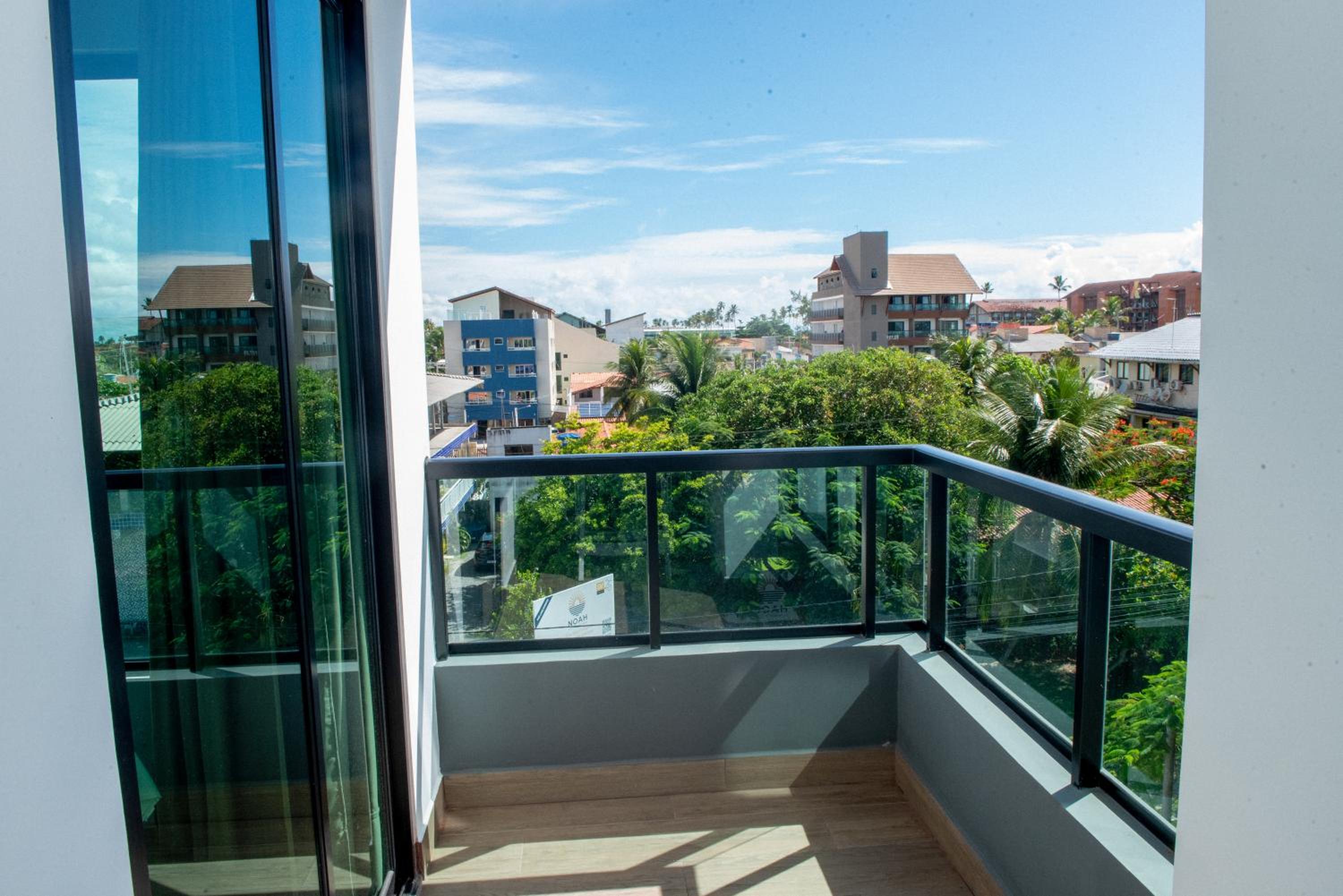 Apto a 150m da praia, Rooftop com piscina & sauna em Porto de Galinhas