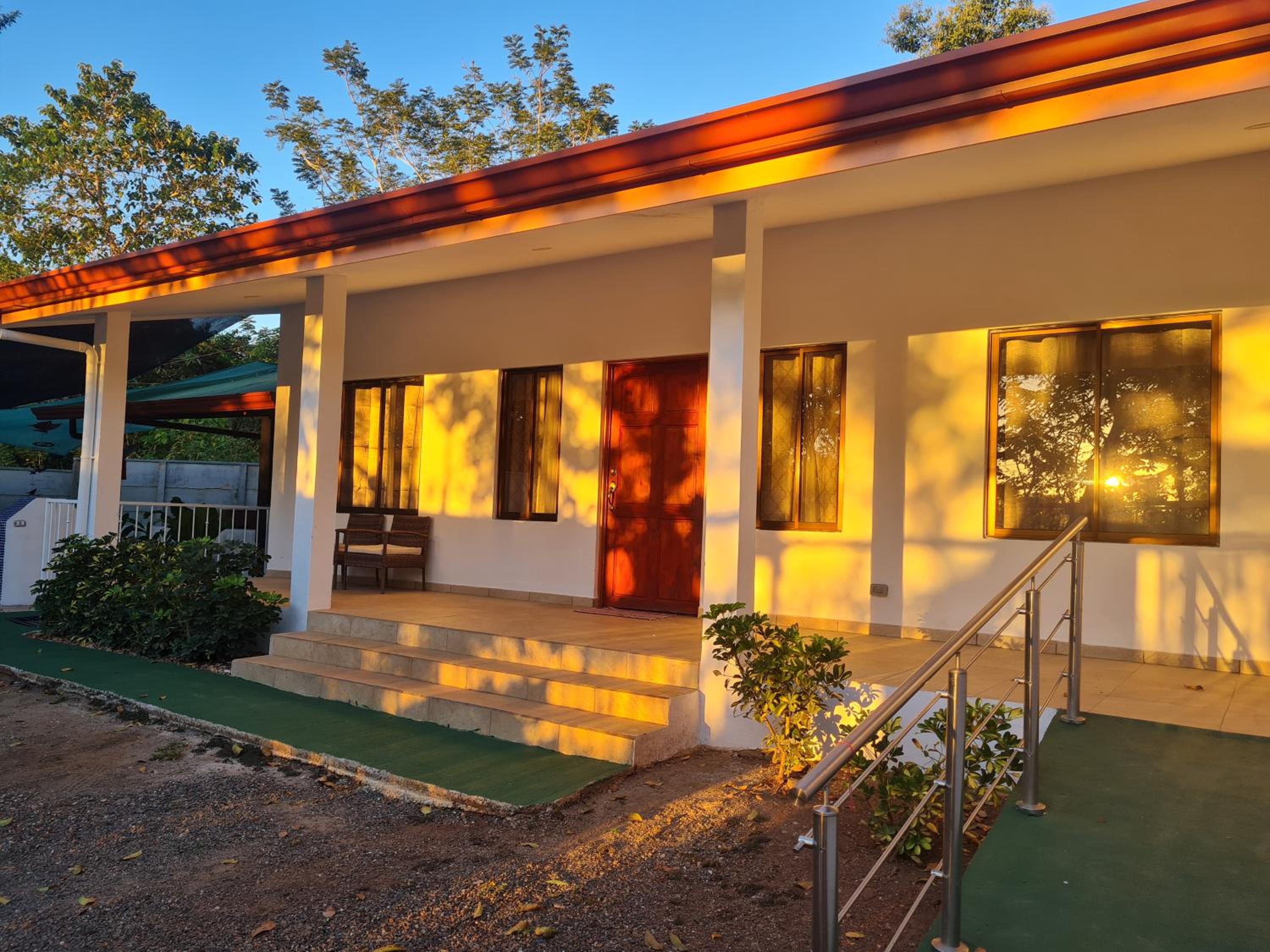 CASA HALI