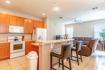 Lakeside 4Br Home Perfect for a Disney Relaxation! view 3