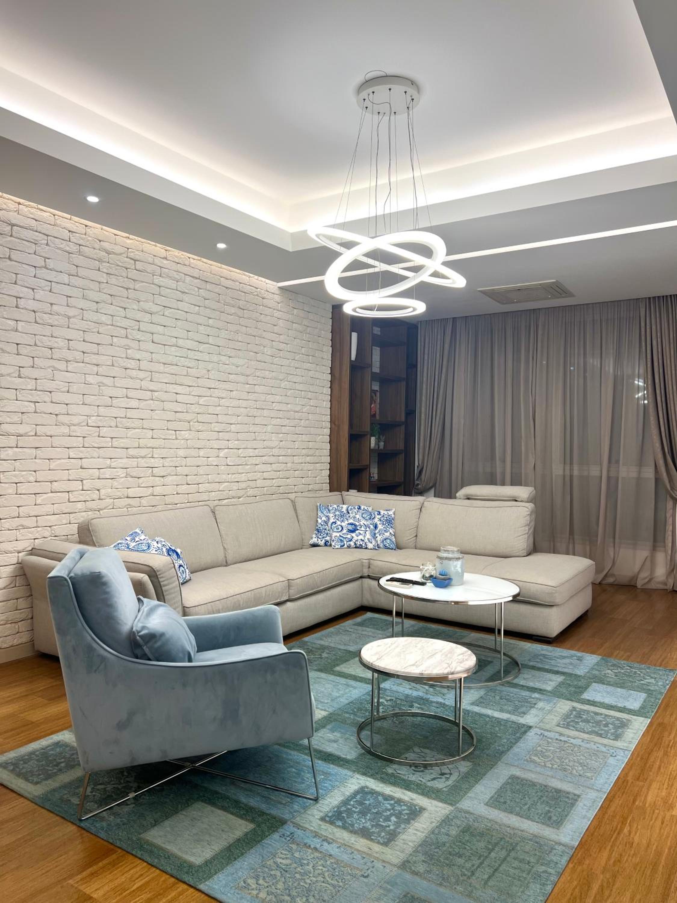 Rea Apartment view 4