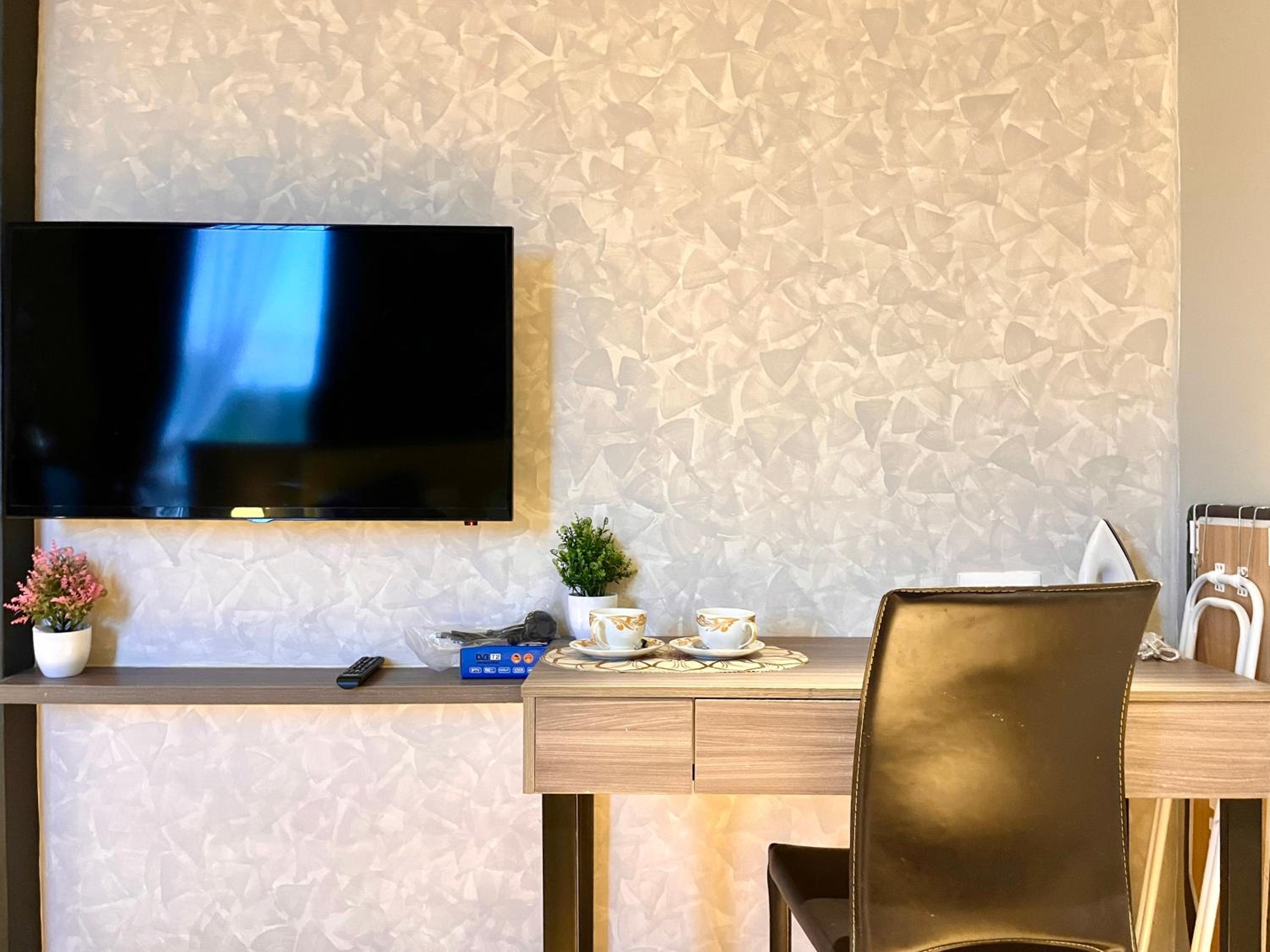HillLand Suites