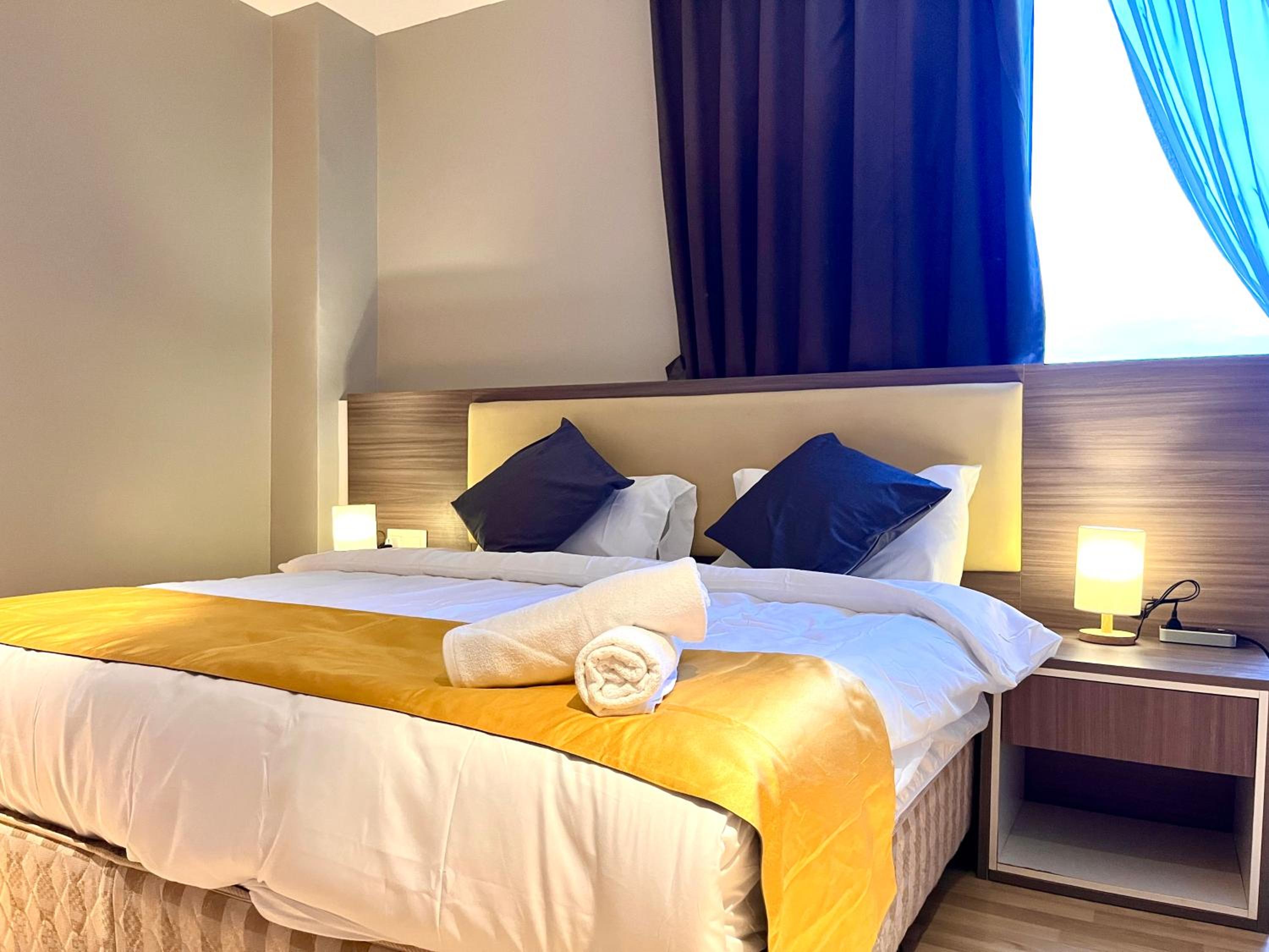 HillLand Suites
