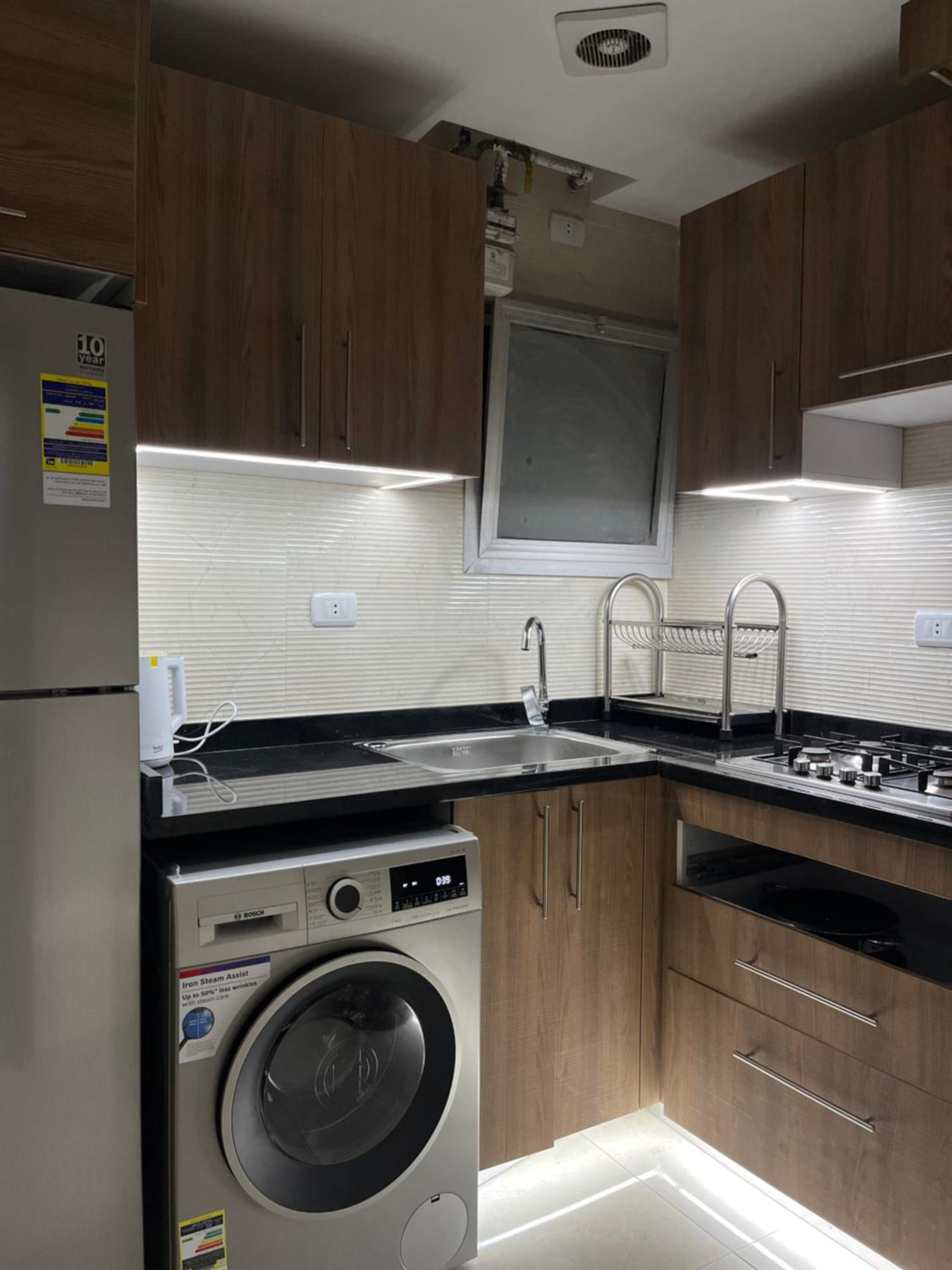 luxury 2 bedroom apartment in Rehab city