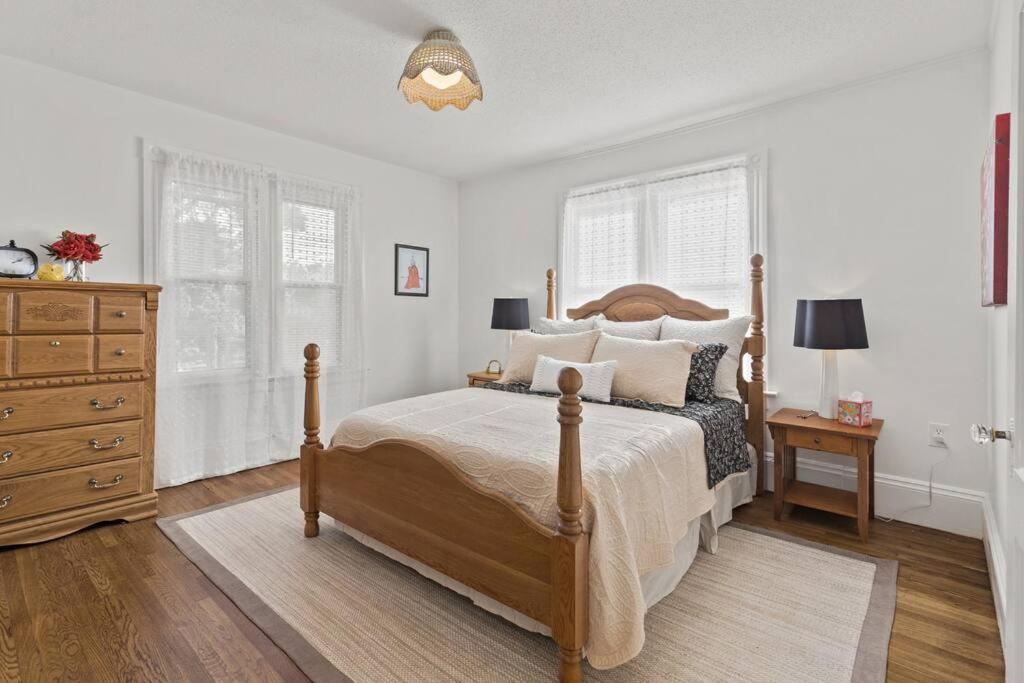 Prime West Hartford Center Location- Historic Gem view 3