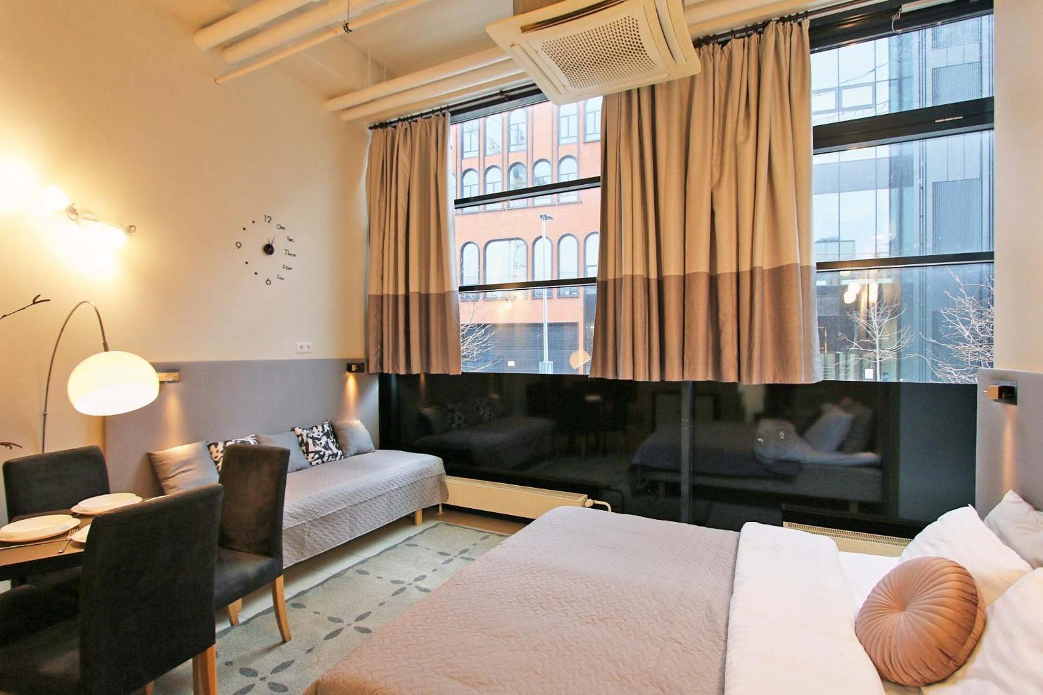 Silver Home