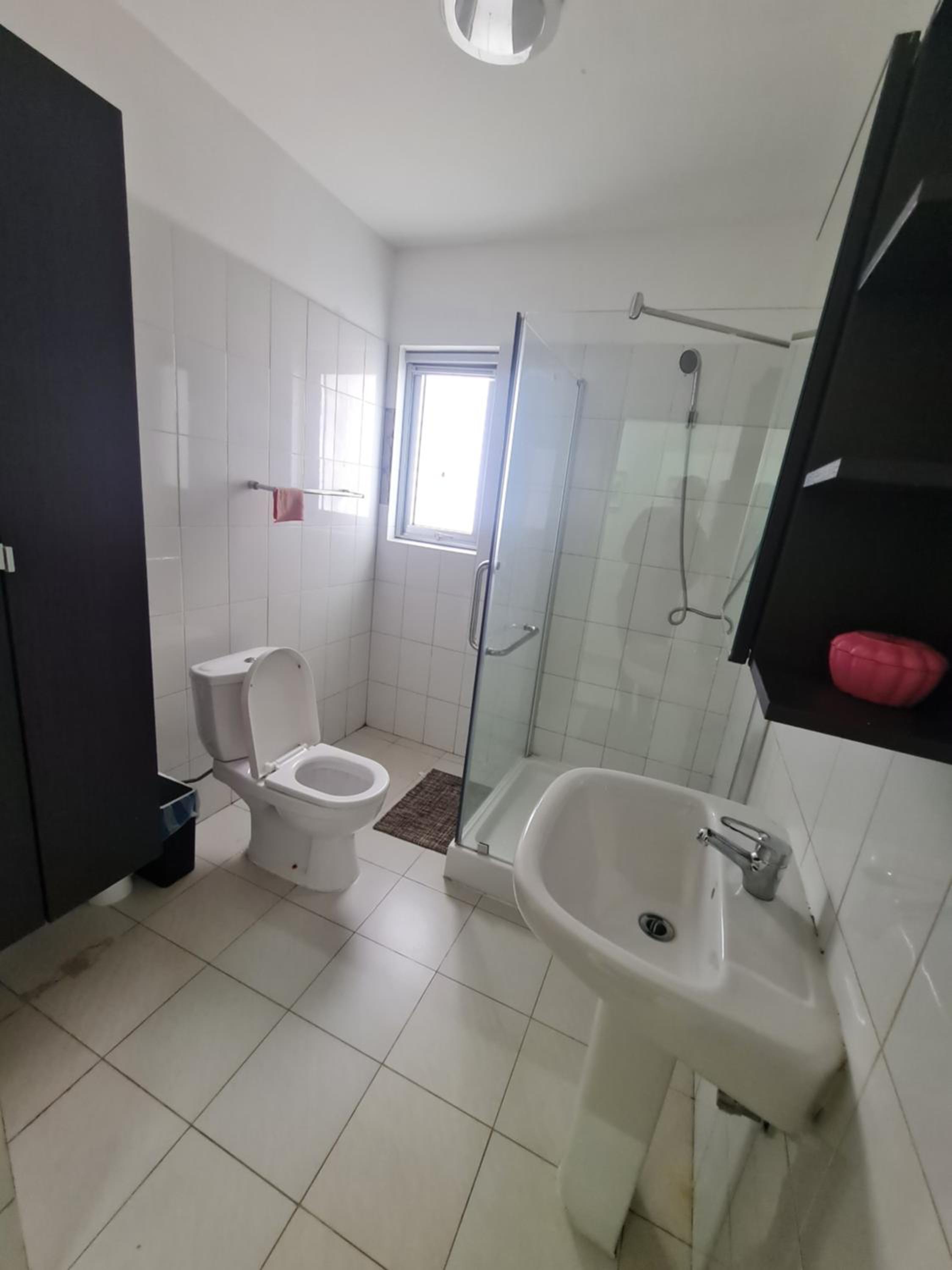 Immaculate 3-Bed Apartment in Kilamba luanda