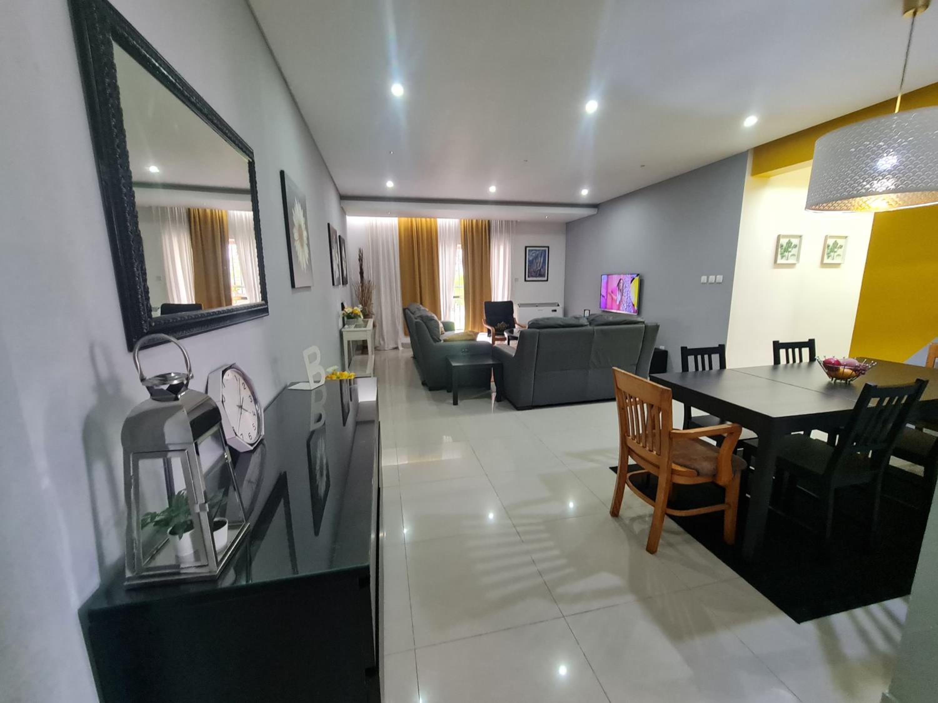 Immaculate 3-Bed Apartment in Kilamba luanda