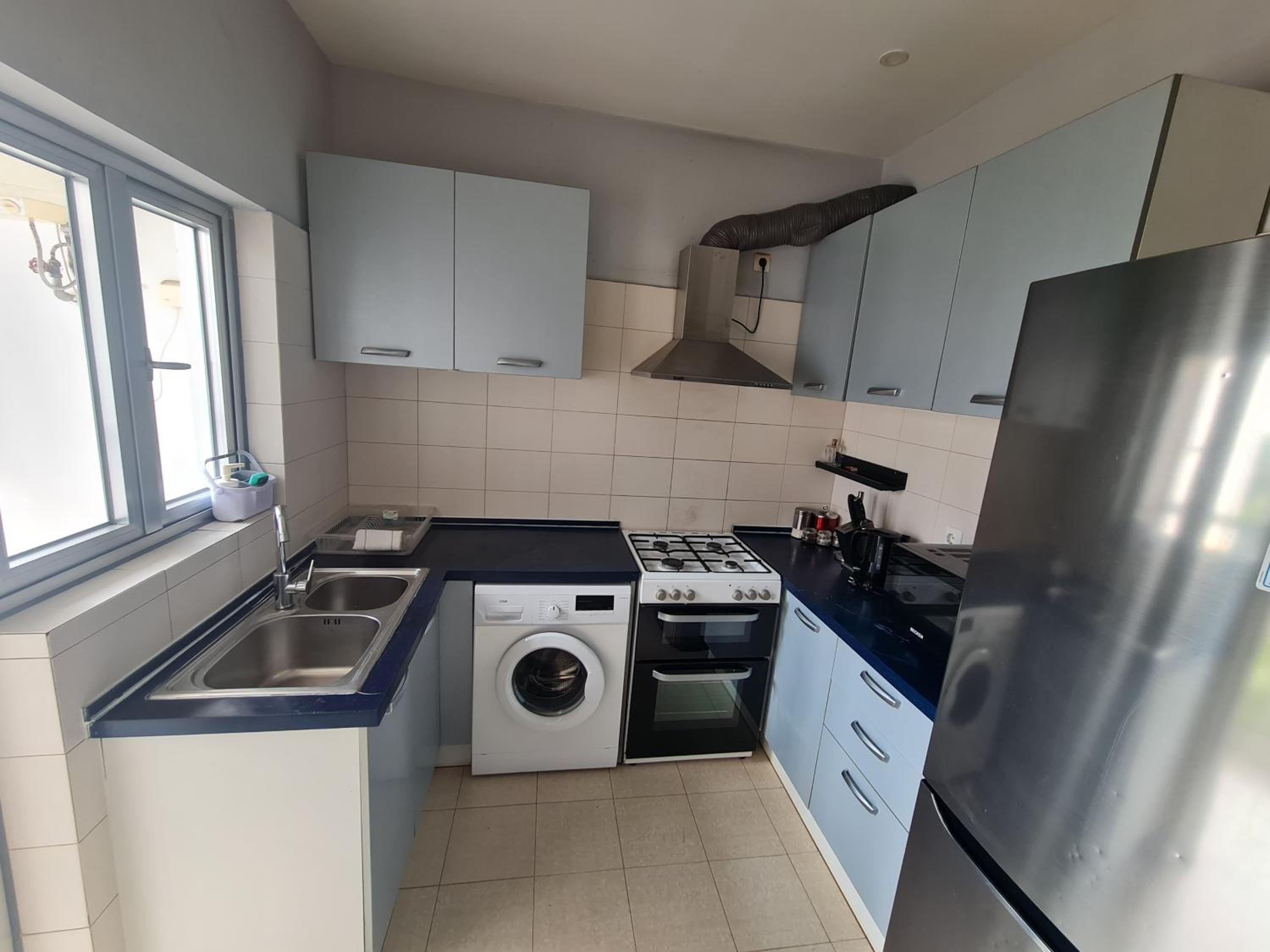 Immaculate 3-Bed Apartment in Kilamba luanda