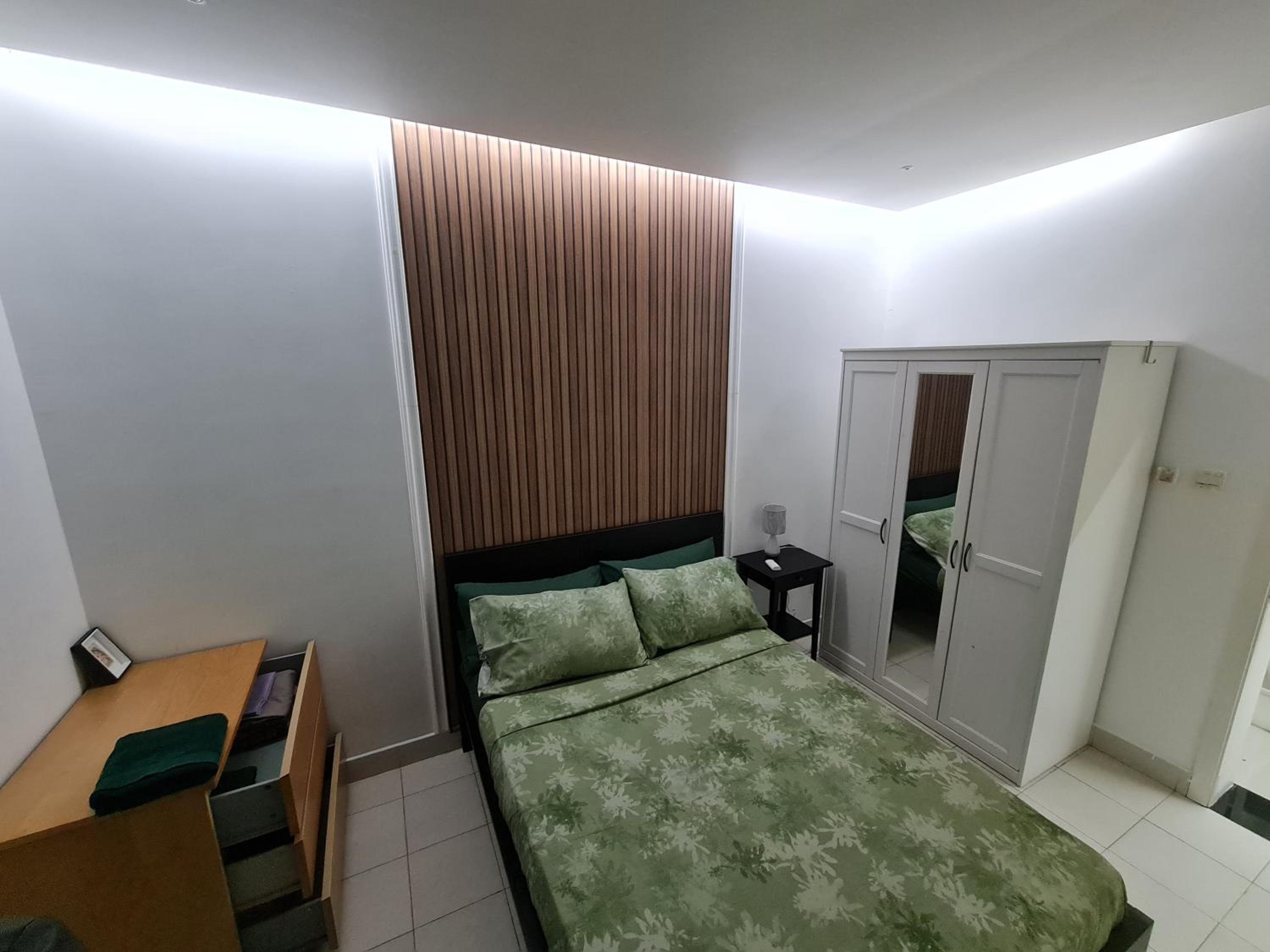 Immaculate 3-Bed Apartment in Kilamba luanda