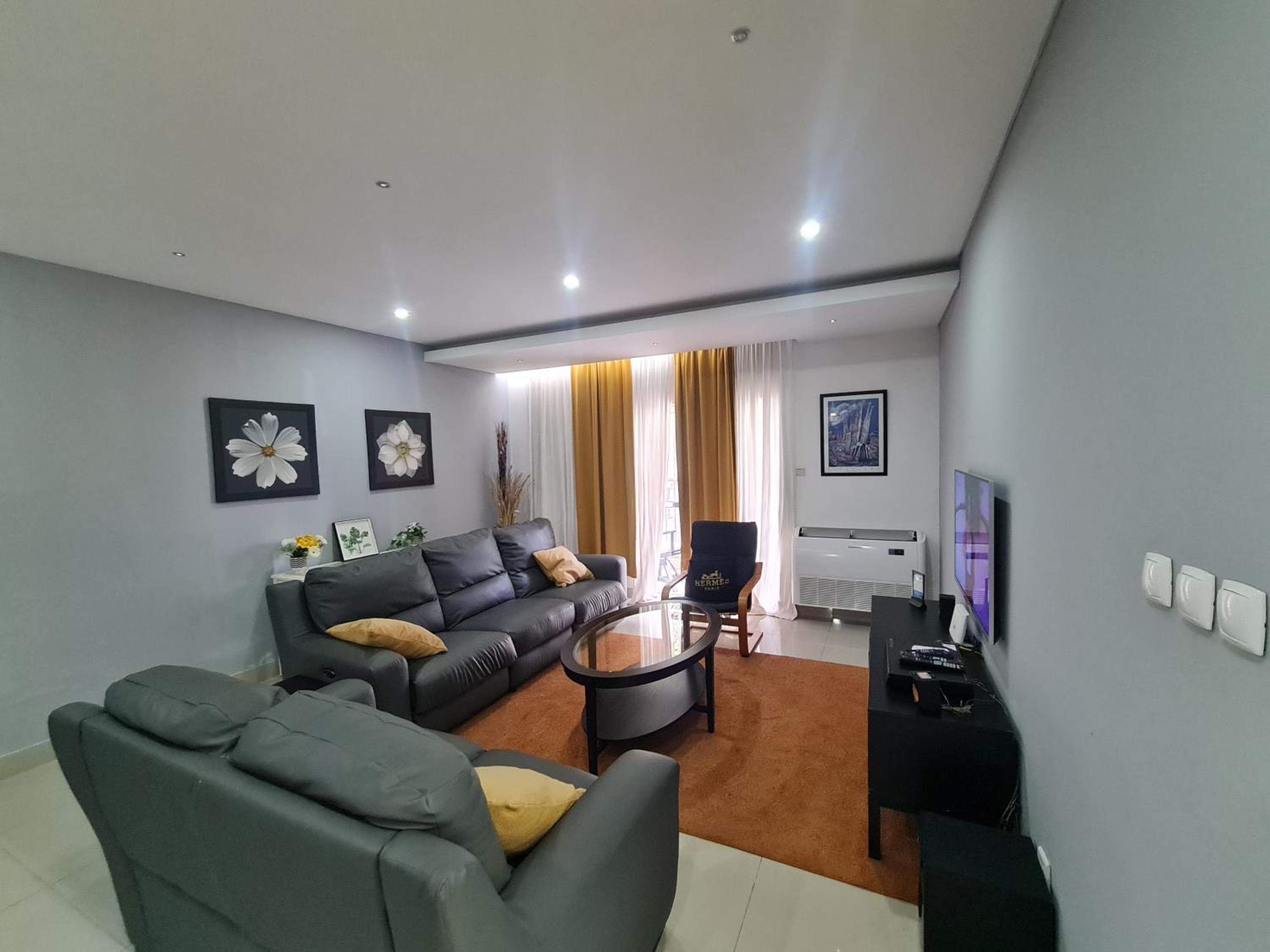Immaculate 3-Bed Apartment in Kilamba luanda