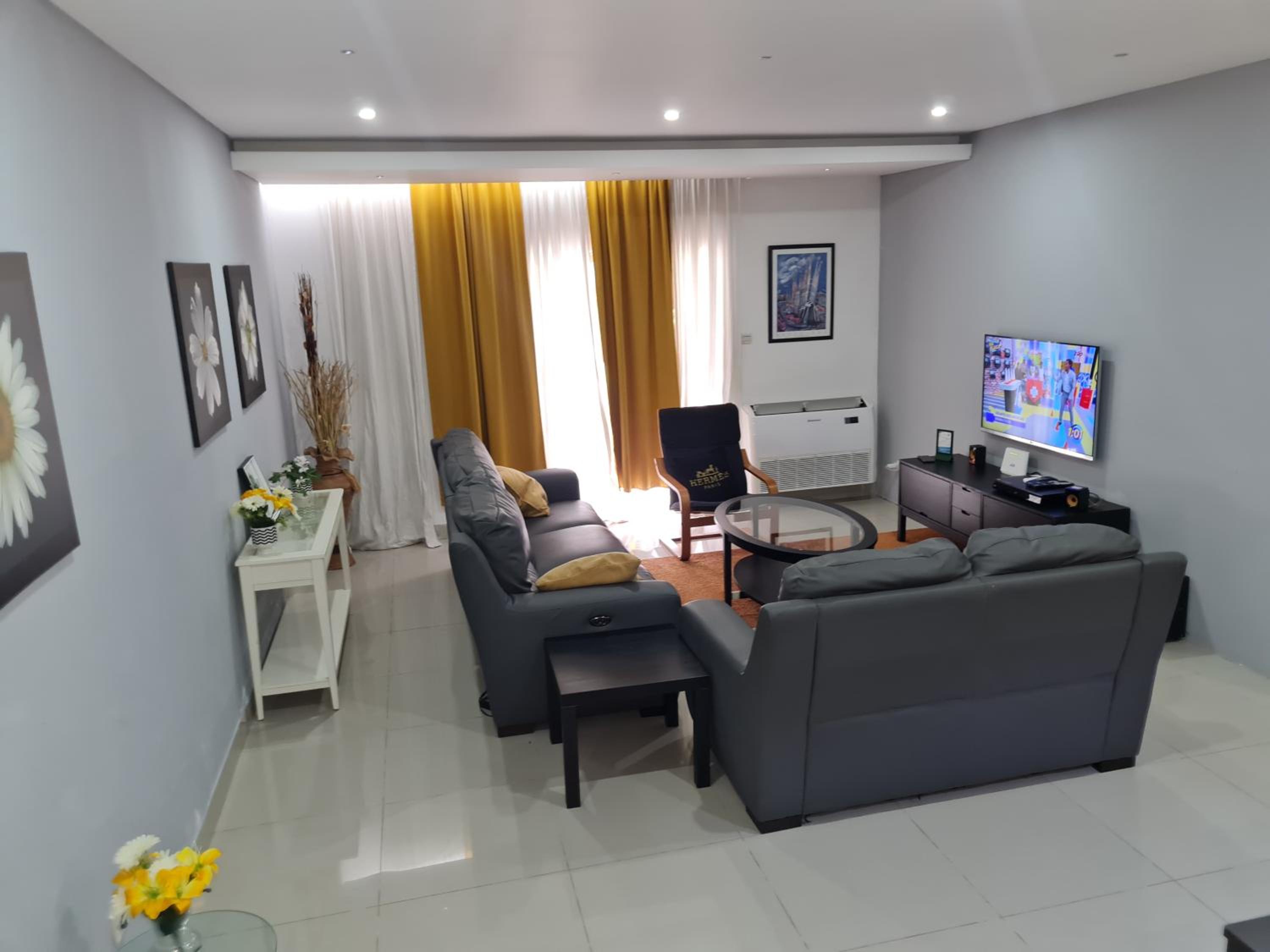 Immaculate 3-Bed Apartment in Kilamba luanda