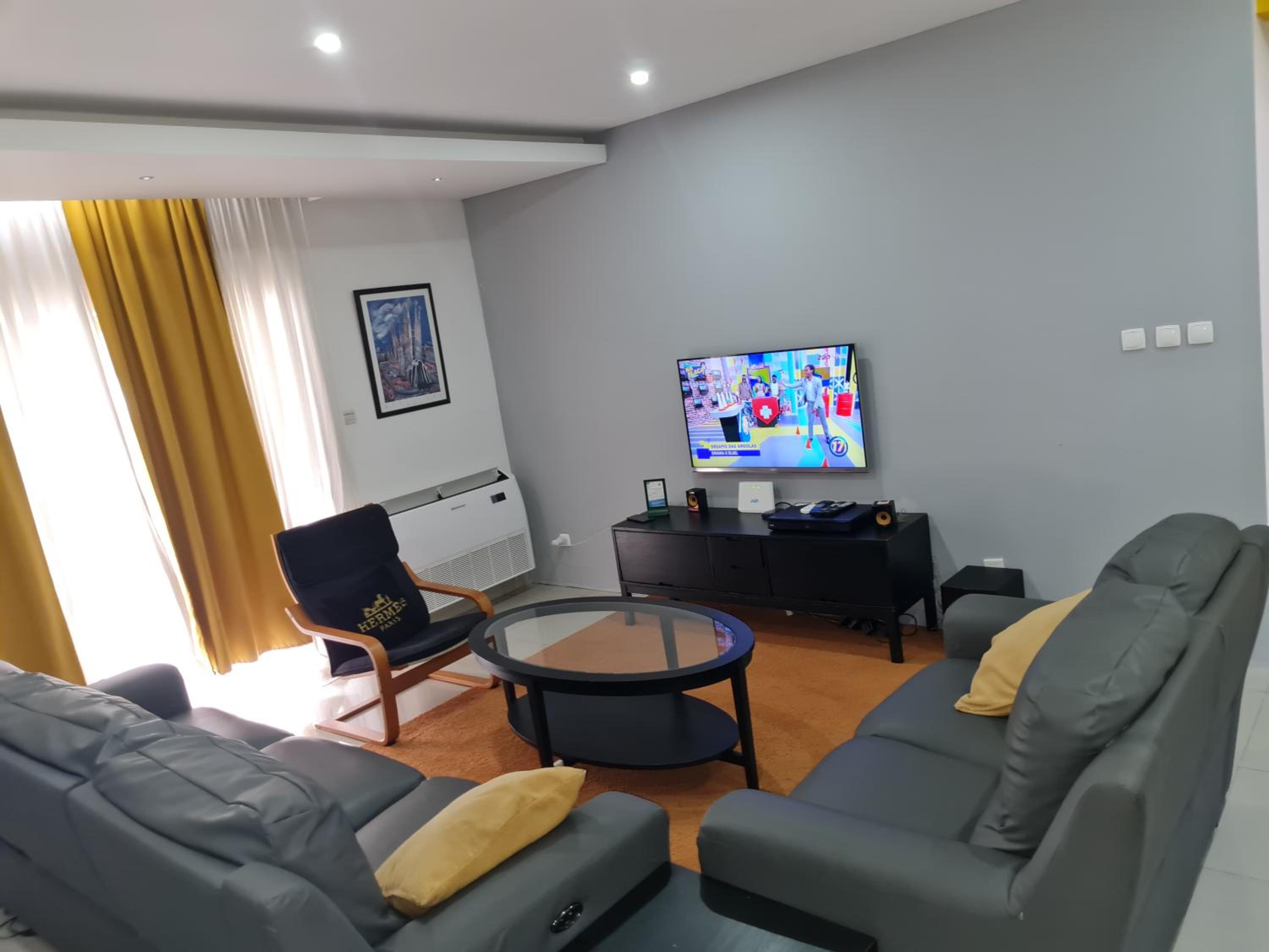 Immaculate 3-Bed Apartment in Kilamba luanda