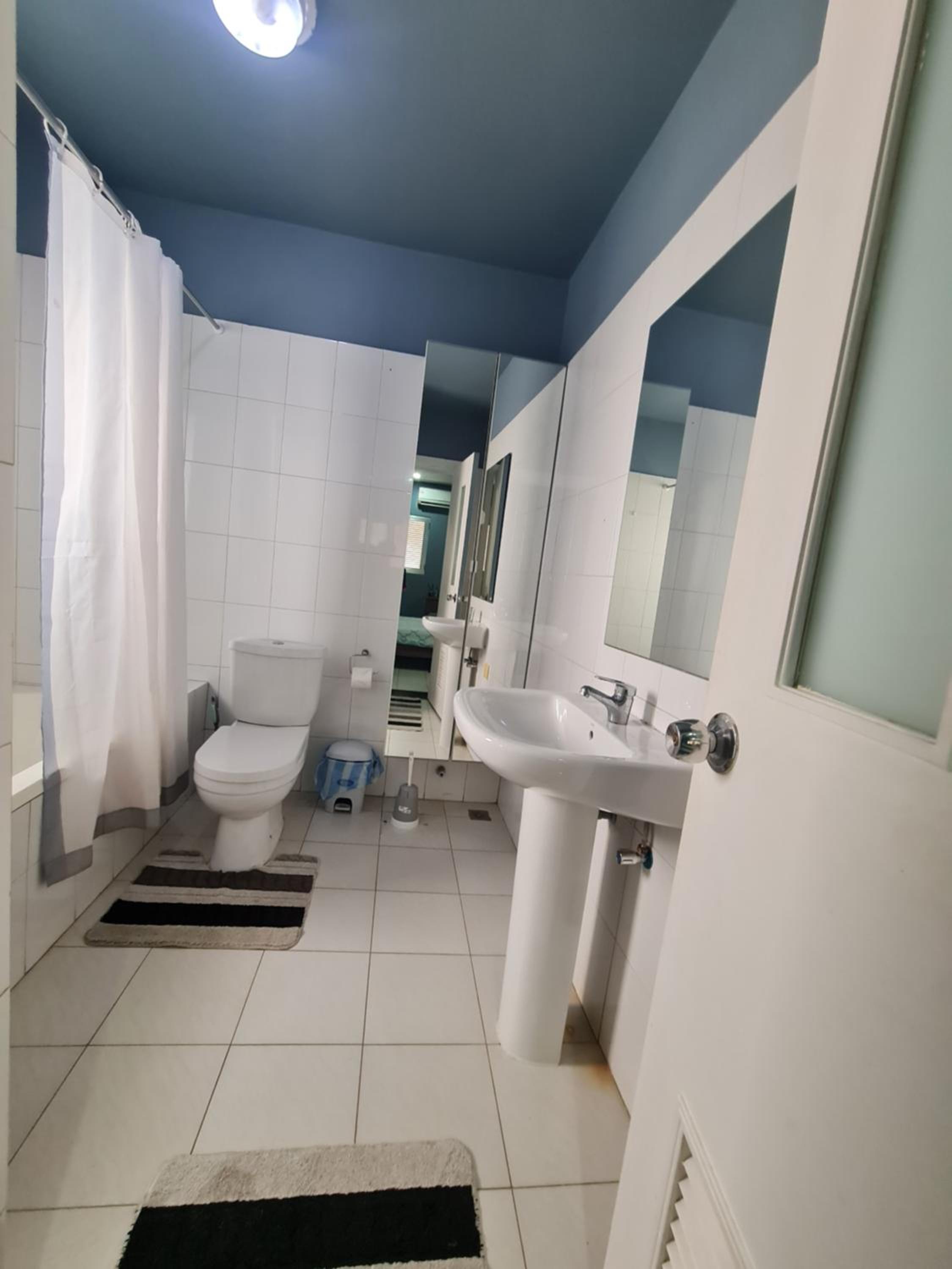 Immaculate 3-Bed Apartment in Kilamba luanda
