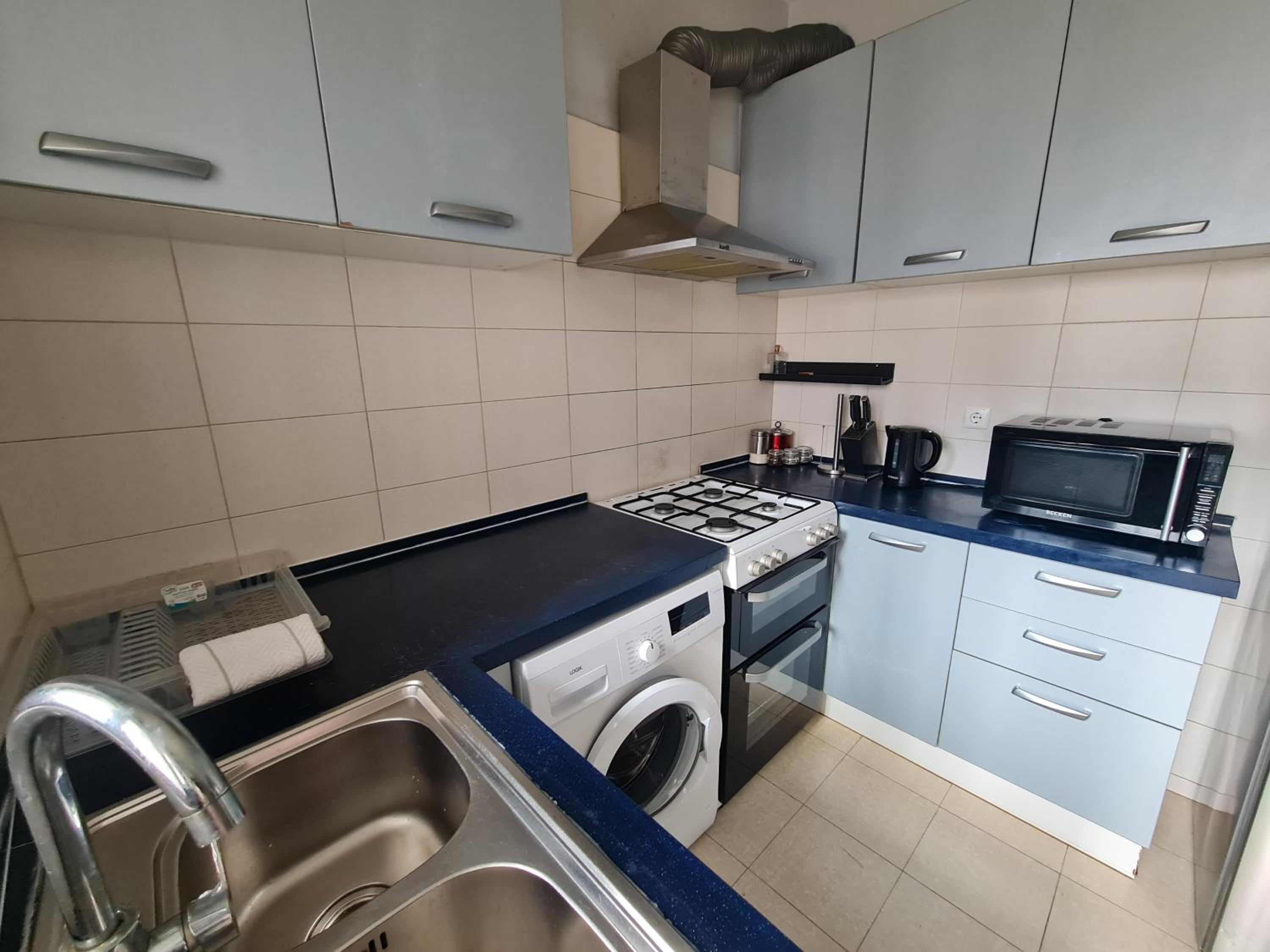 Immaculate 3-Bed Apartment in Kilamba luanda