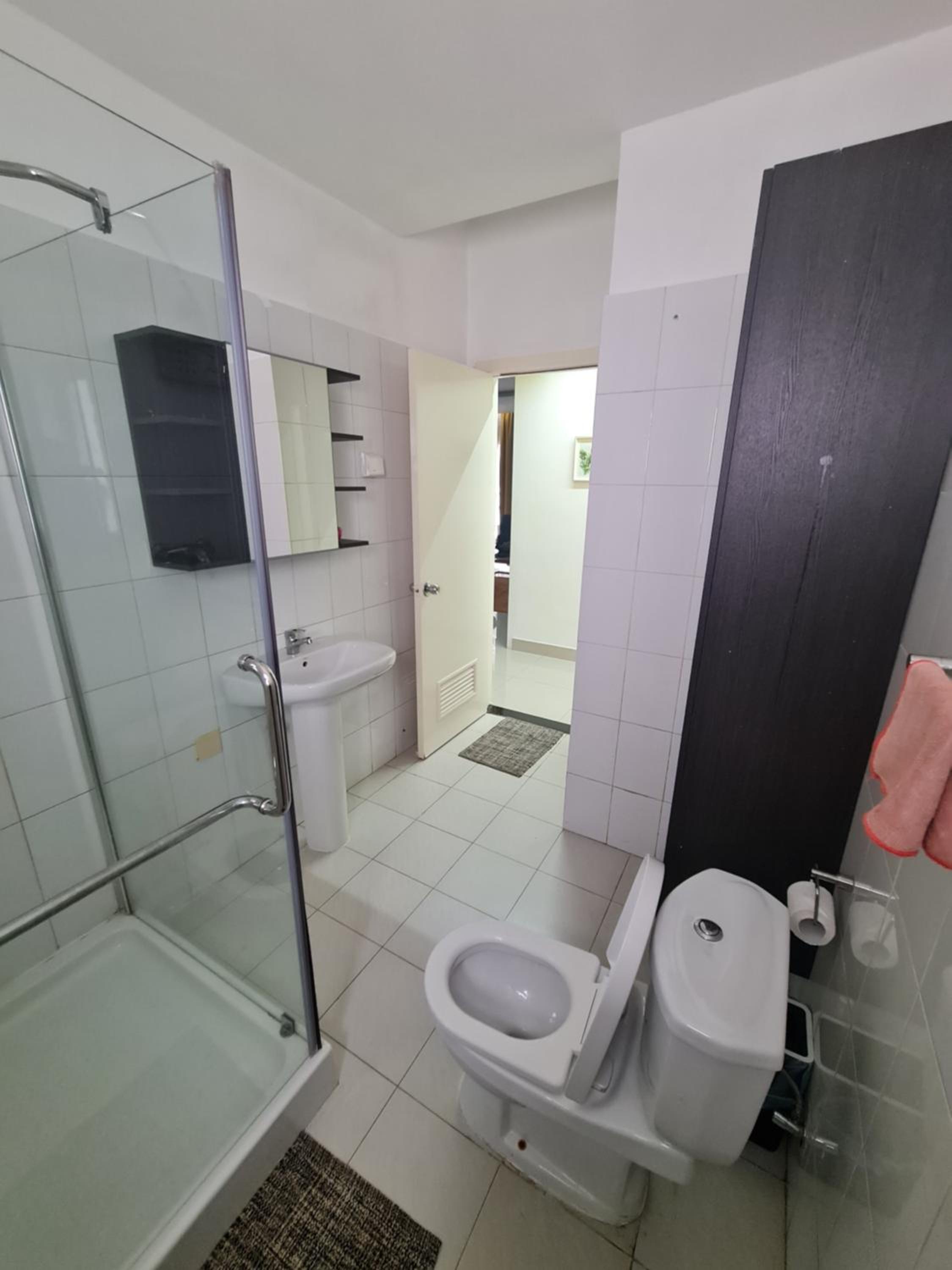 Immaculate 3-Bed Apartment in Kilamba luanda