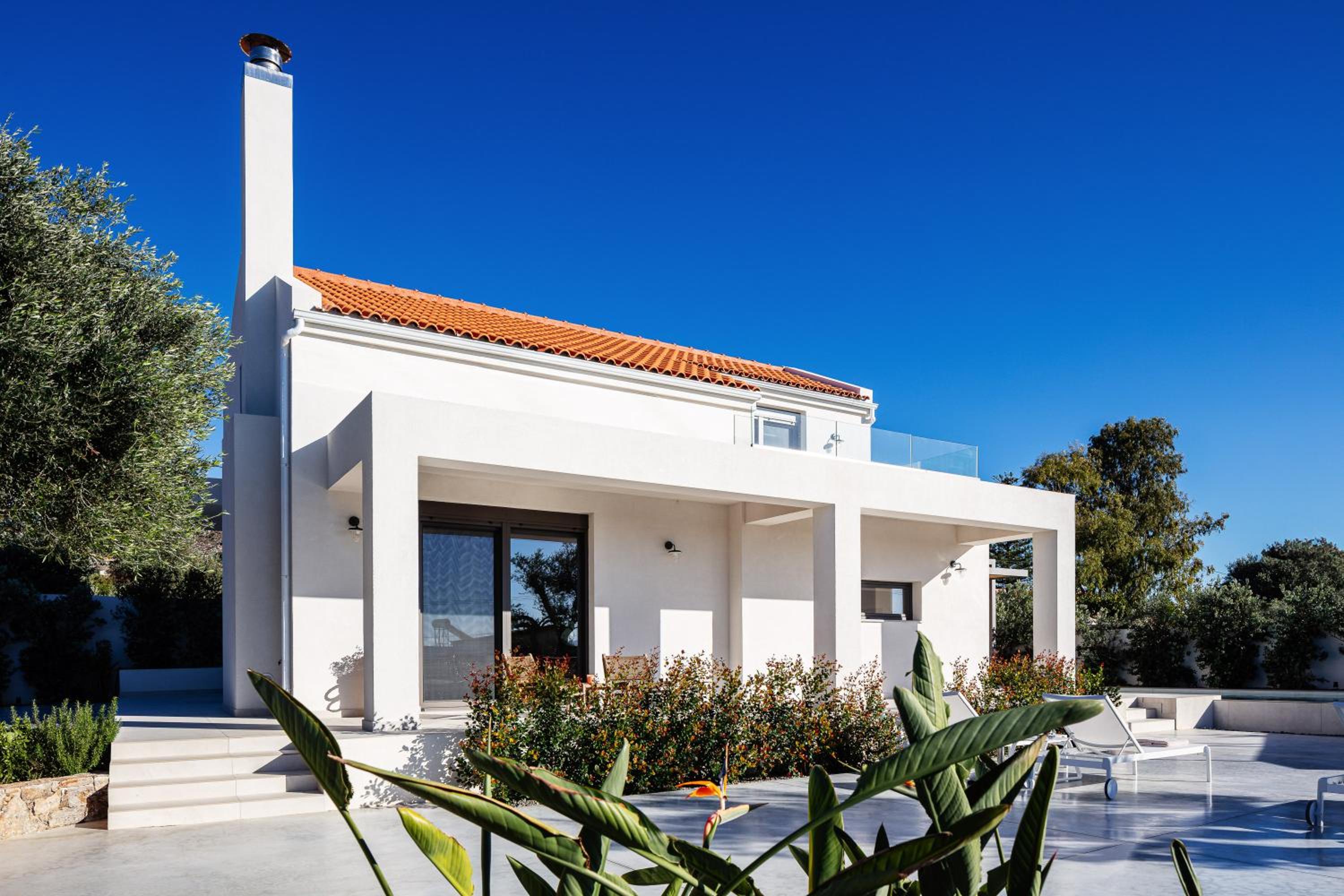 Villa Venetiko - Refined Minimalist Villa with Sunset Bliss by etouri