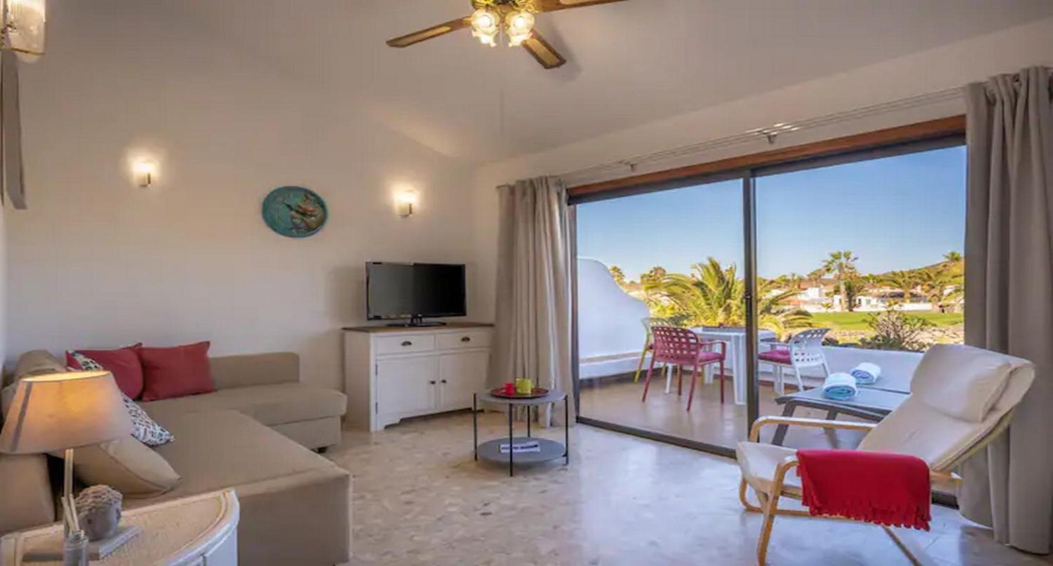Zen Beach Apartment