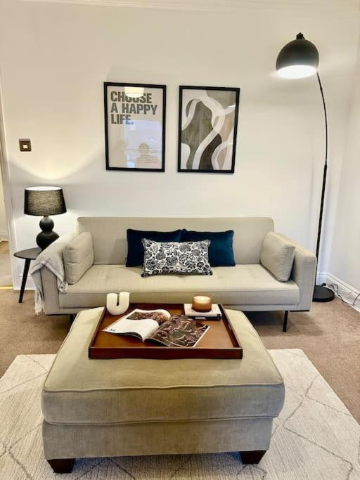 2 bed chic vintage flat at Bayswater