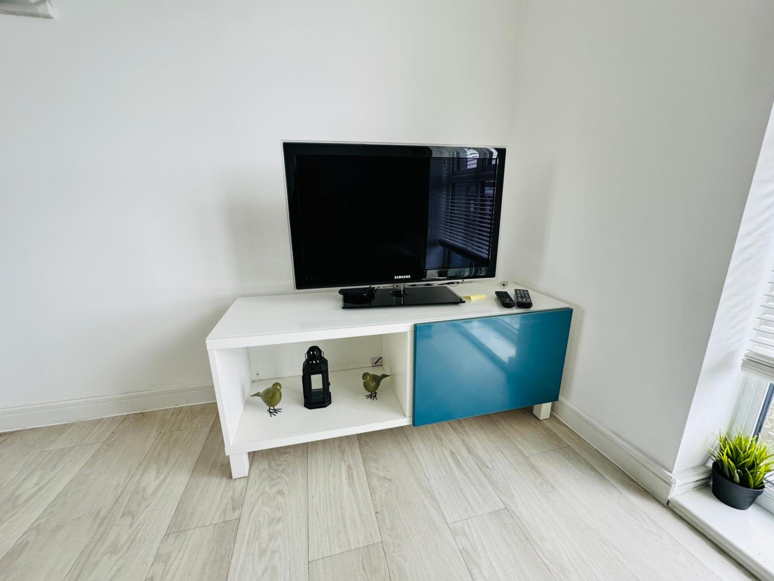Modern 2-Bedroom Apartment