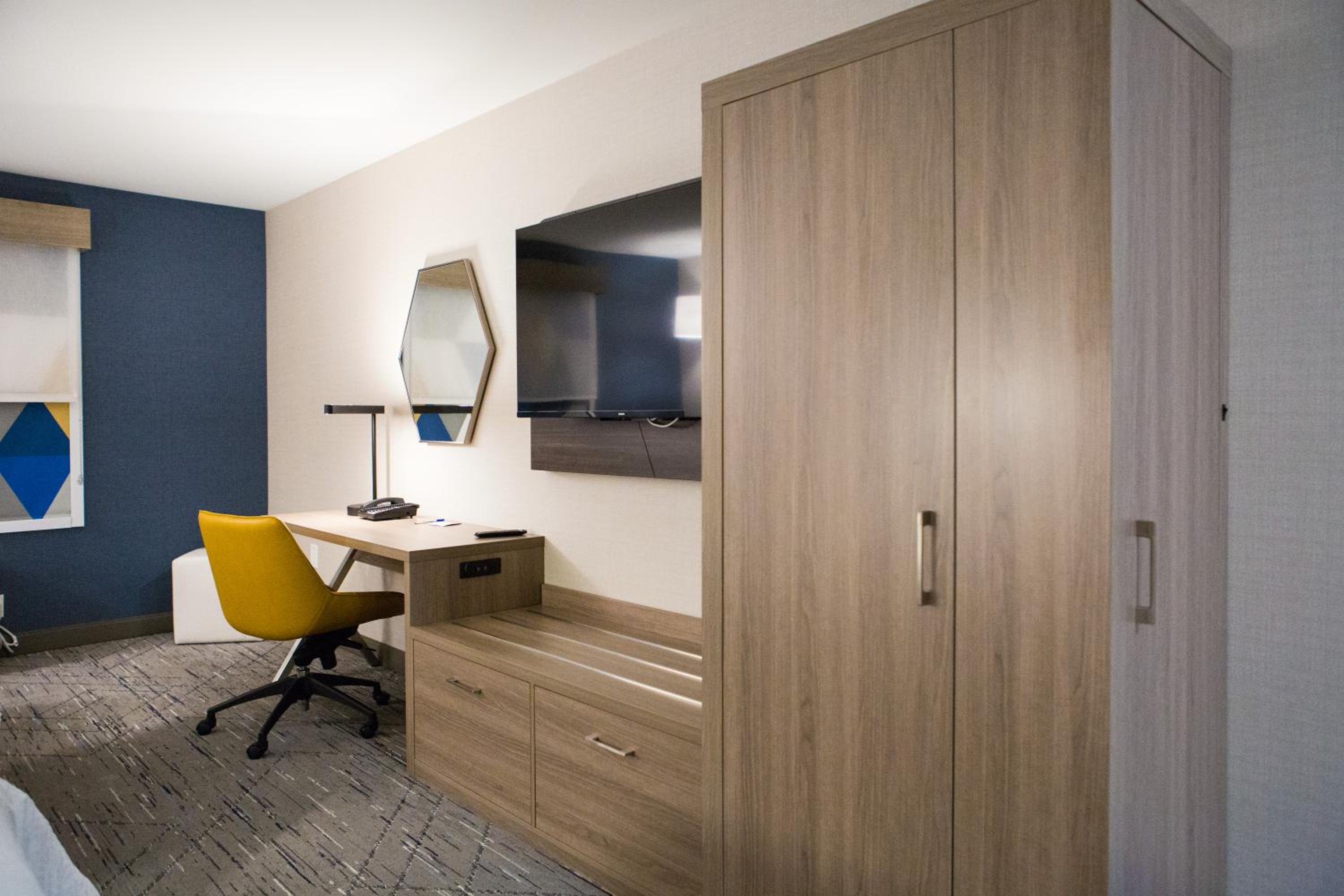 Prince Albert Vacations - Holiday Inn Express  Suites Prince Albert - South, an IHG Hotel - Property Image 52