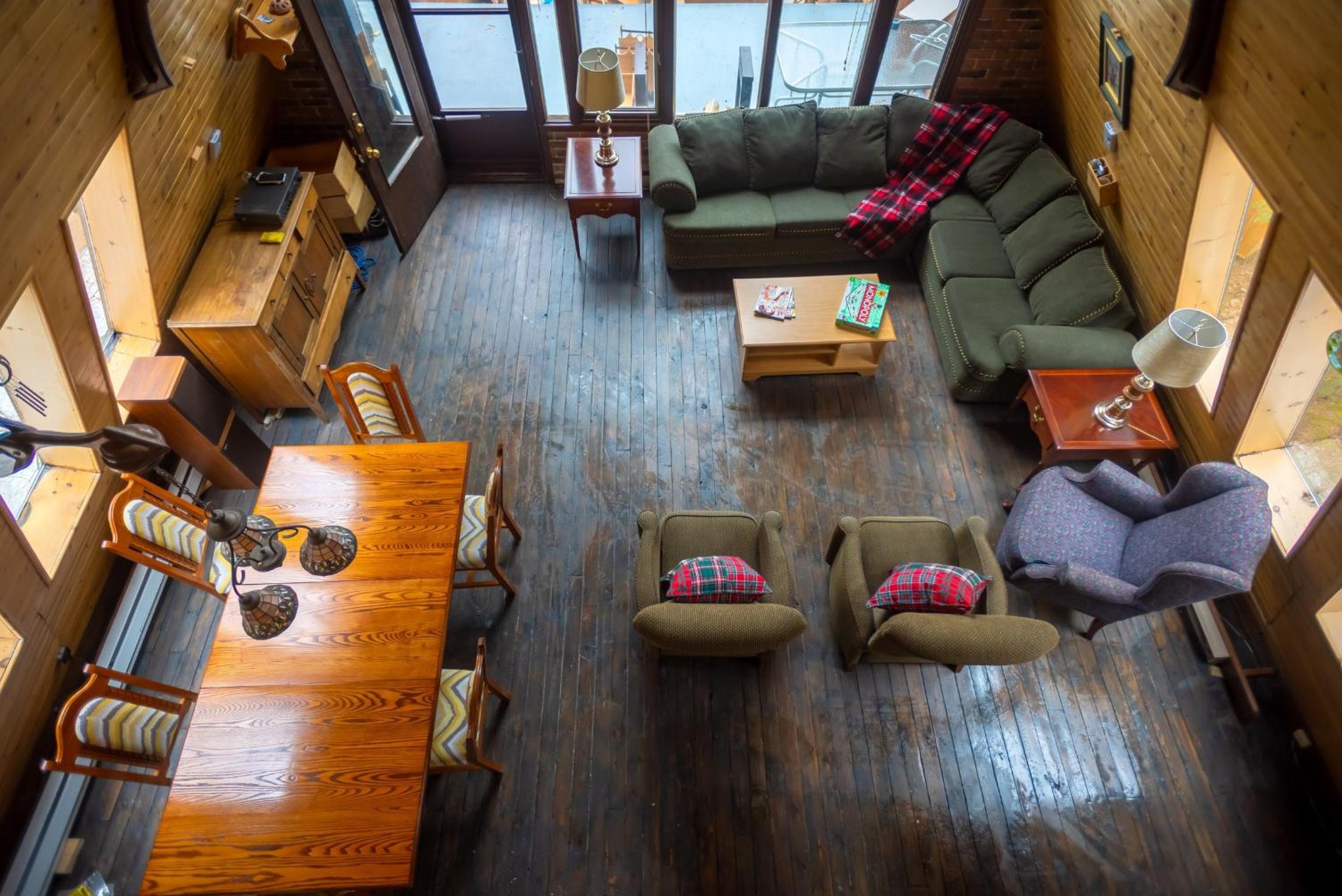 Chalet Skunks