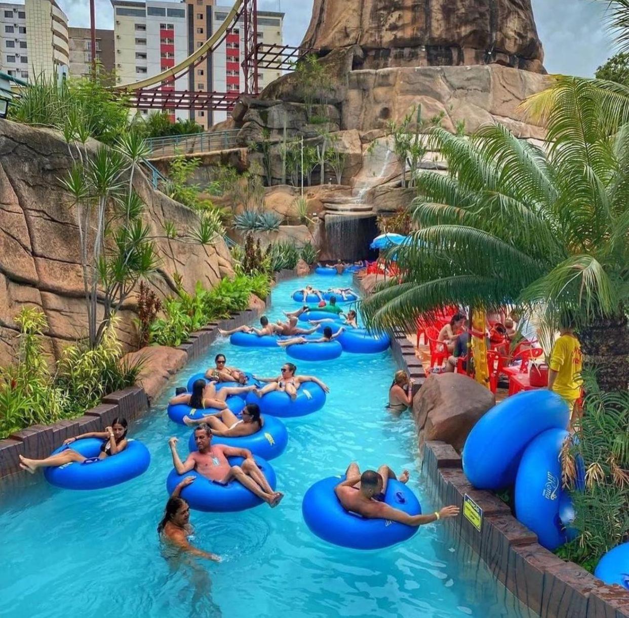 Spazzio diRoma com Parque Aquático Incluso