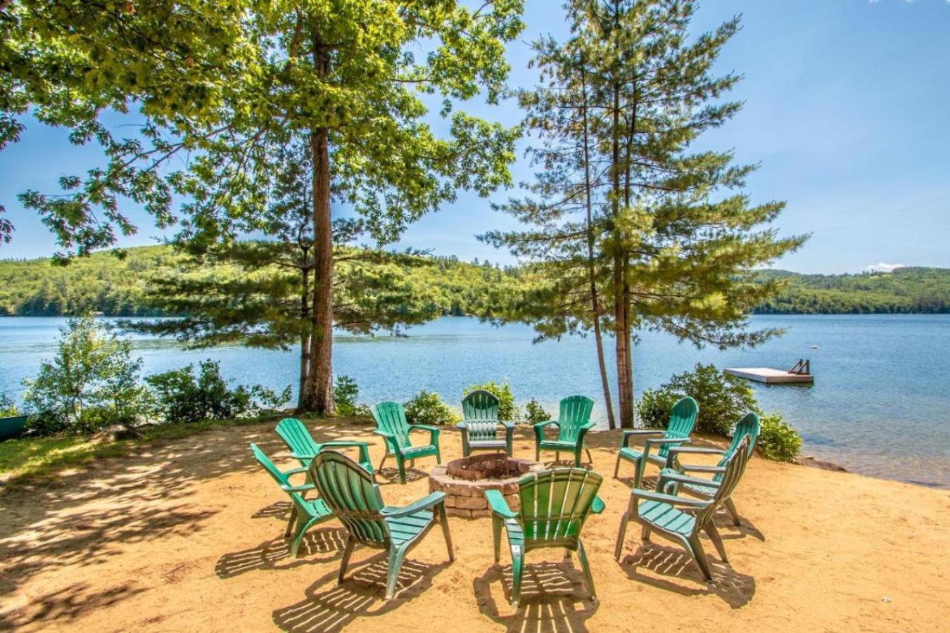 Waterfront 1-bedroom with deck view 5
