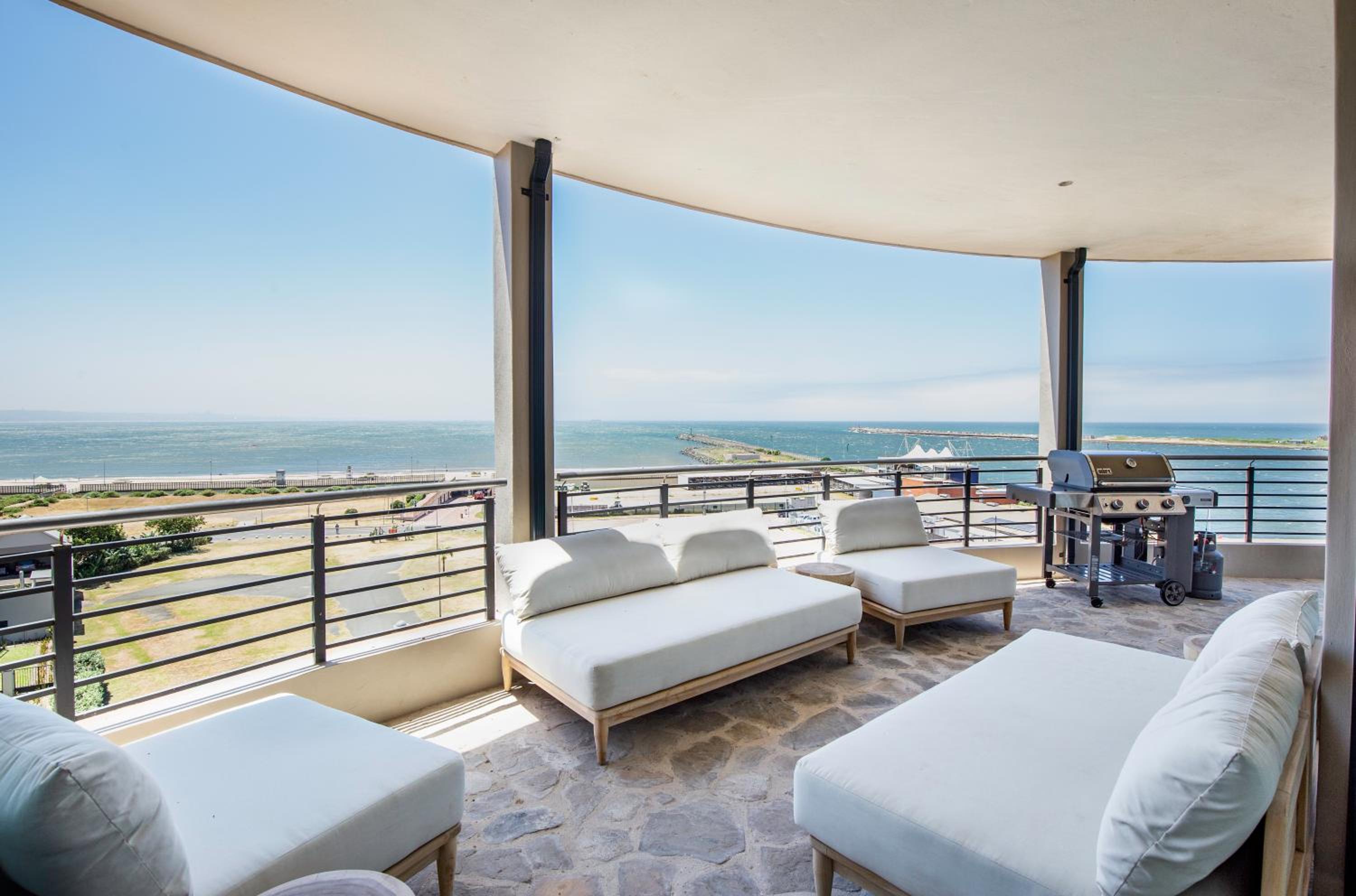 Spectacular Sea view Durban Presidential Penthouse