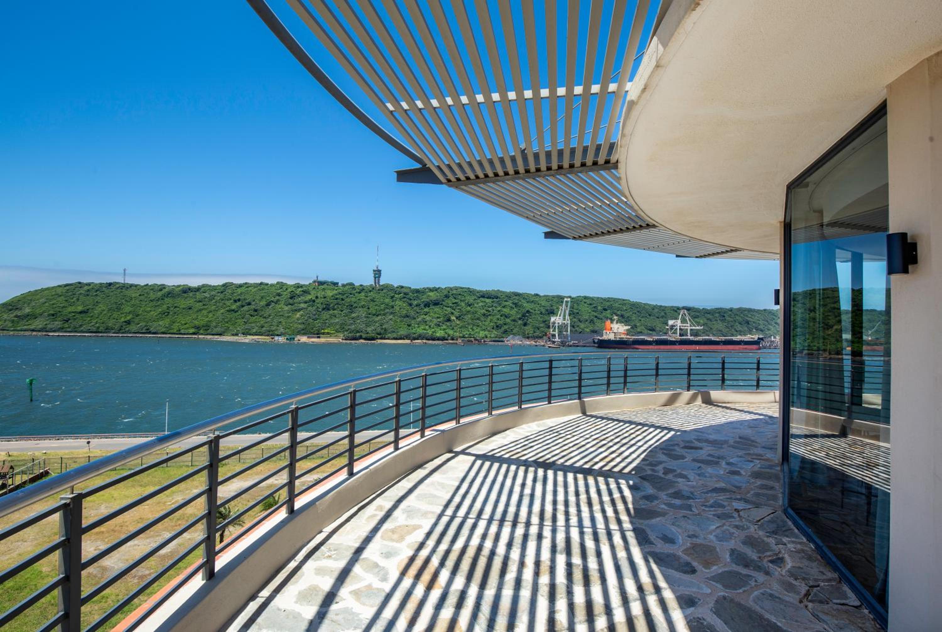 Spectacular Sea view Durban Presidential Penthouse