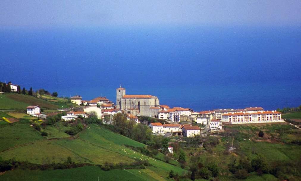 Agroturismo Landarbide Zahar by Egona